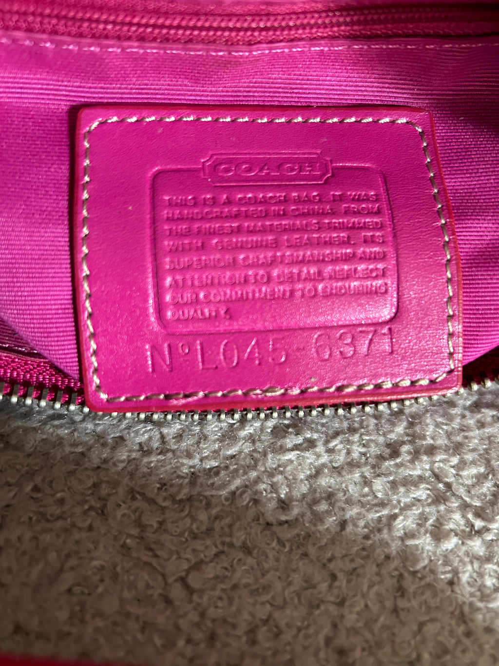 Vintage Coach pink baguette shoulder bag