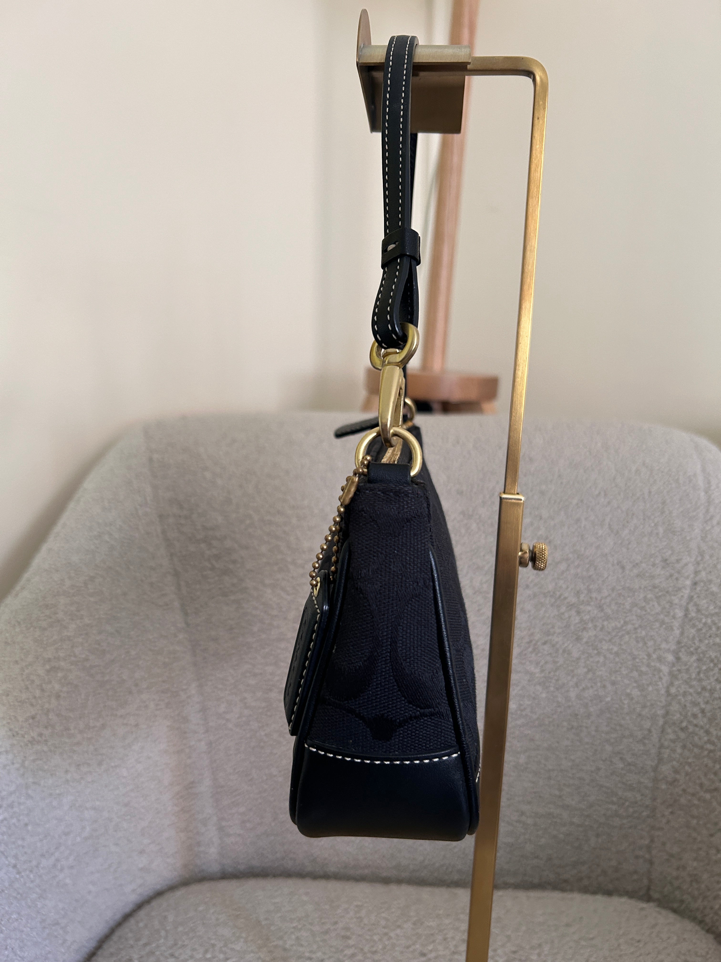 Vintage Coach black Demi shoulder bag