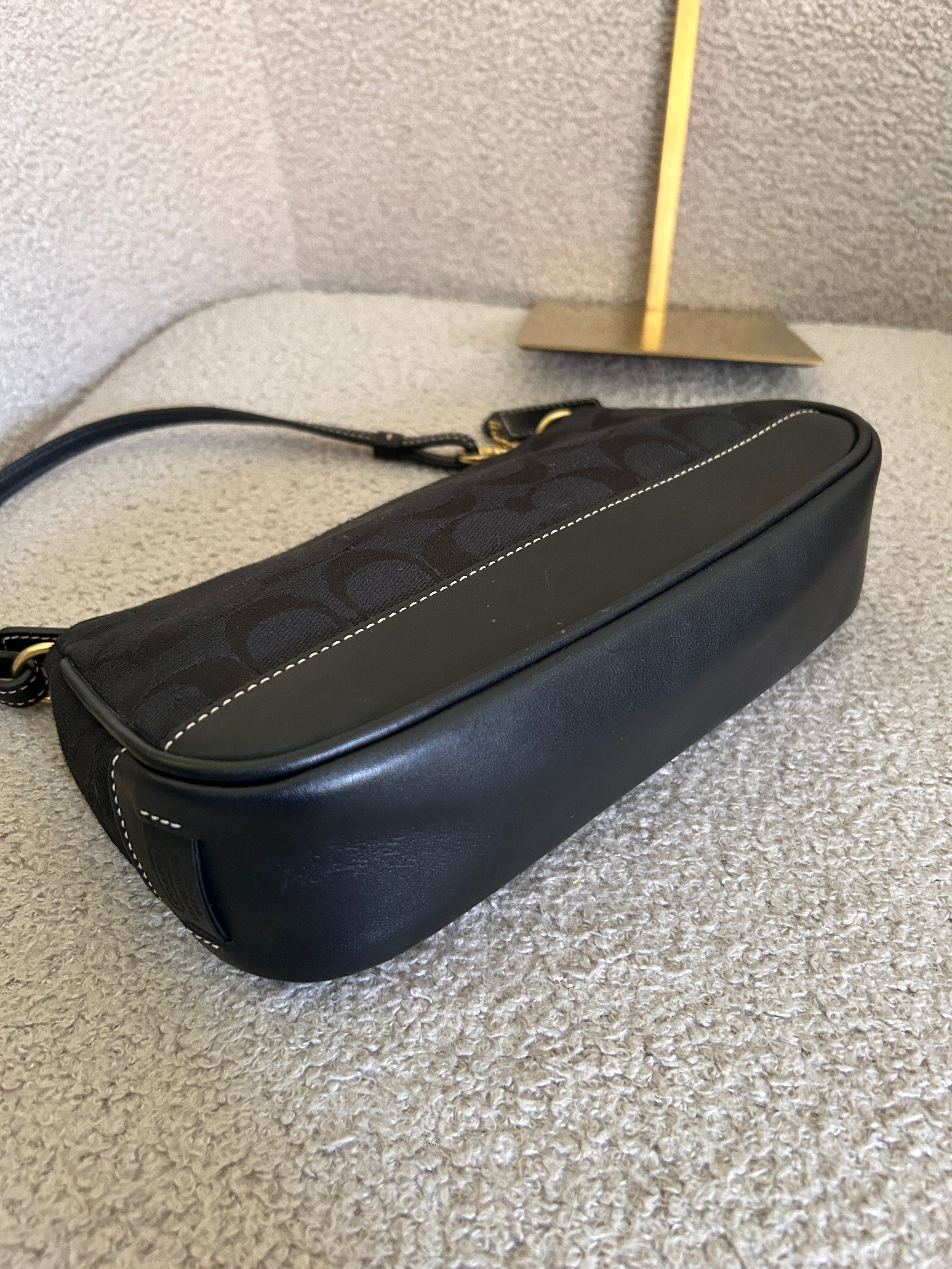 Vintage Coach black Demi shoulder bag