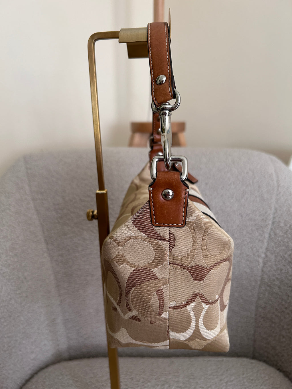 Vintage Coach optic monogram handbag