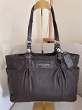 Vintage Coach brown leather shoulder bag