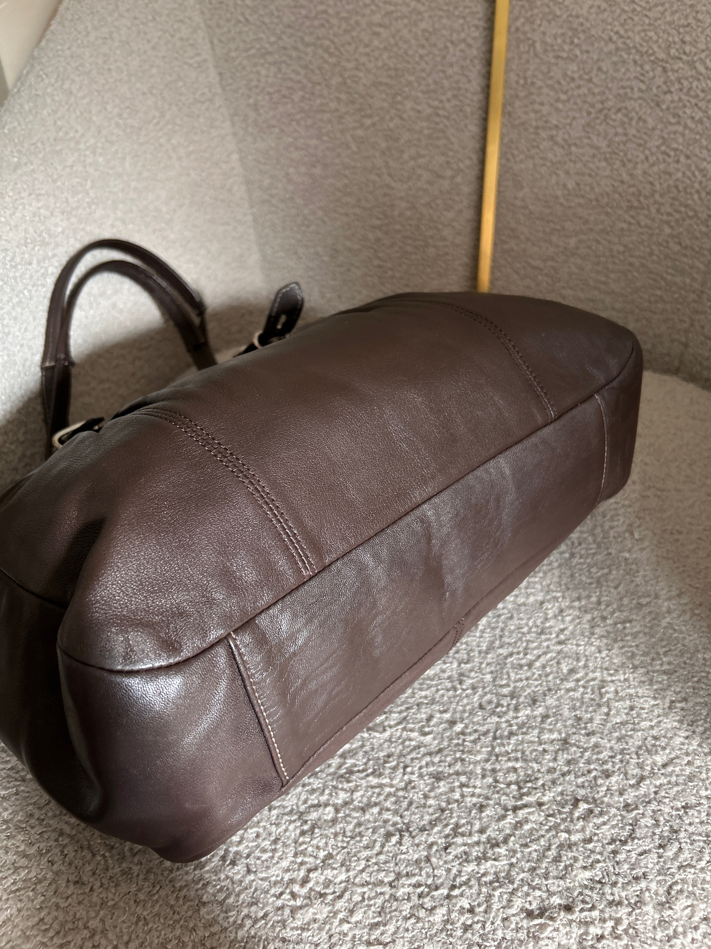 Vintage Coach brown leather shoulder bag