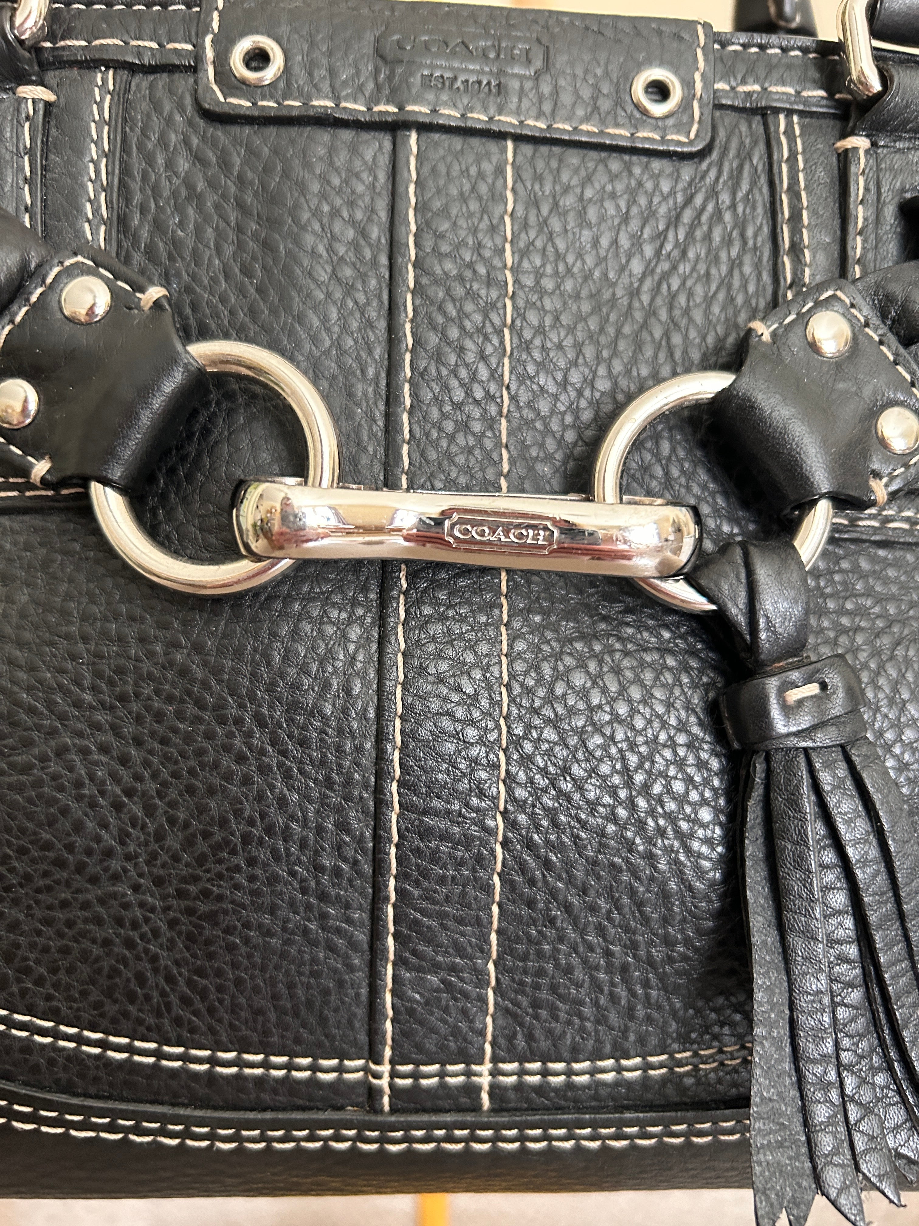 Vintage Coach Hampton black leather shoulder bag