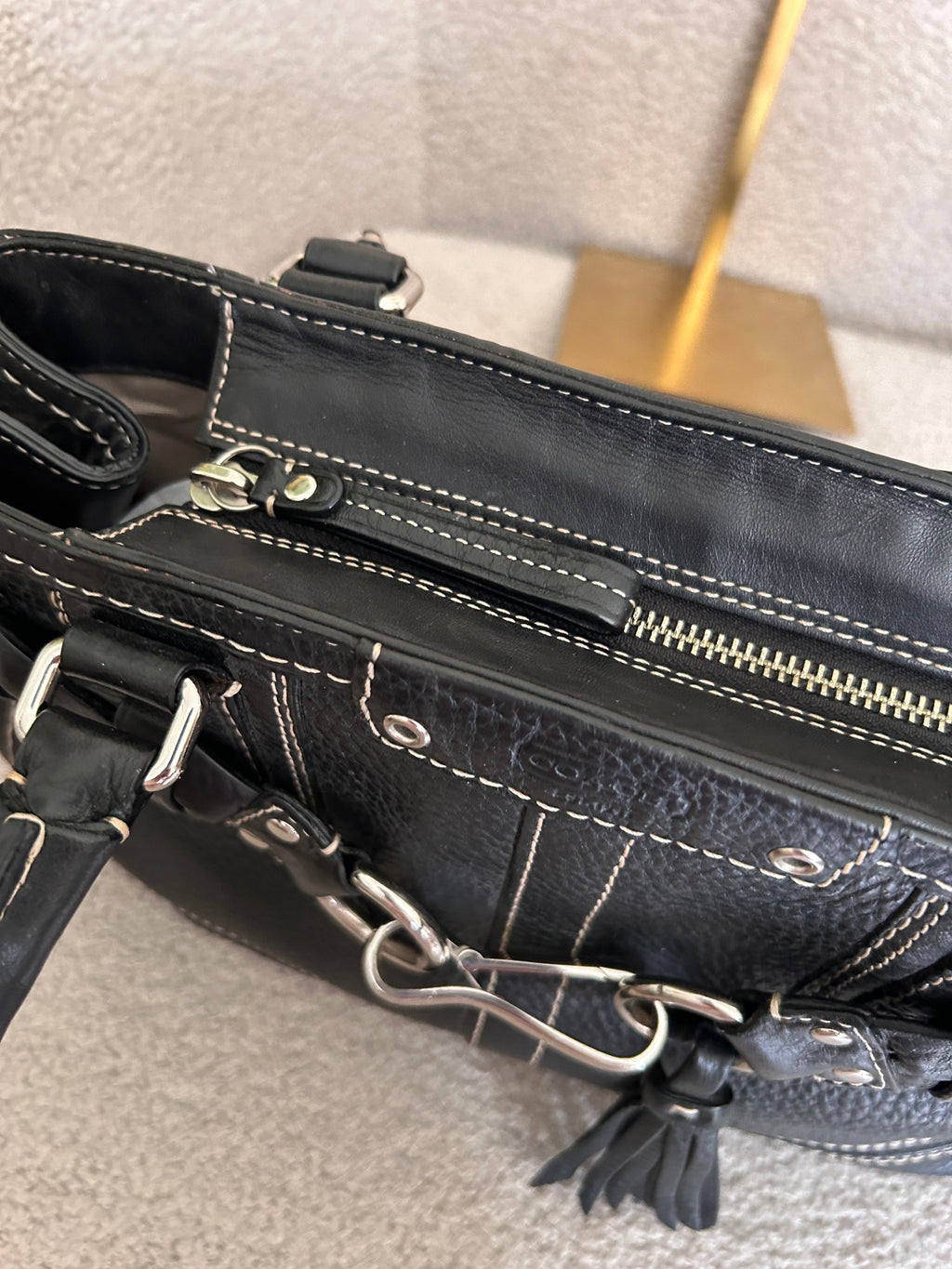 Vintage Coach Hampton black leather shoulder bag