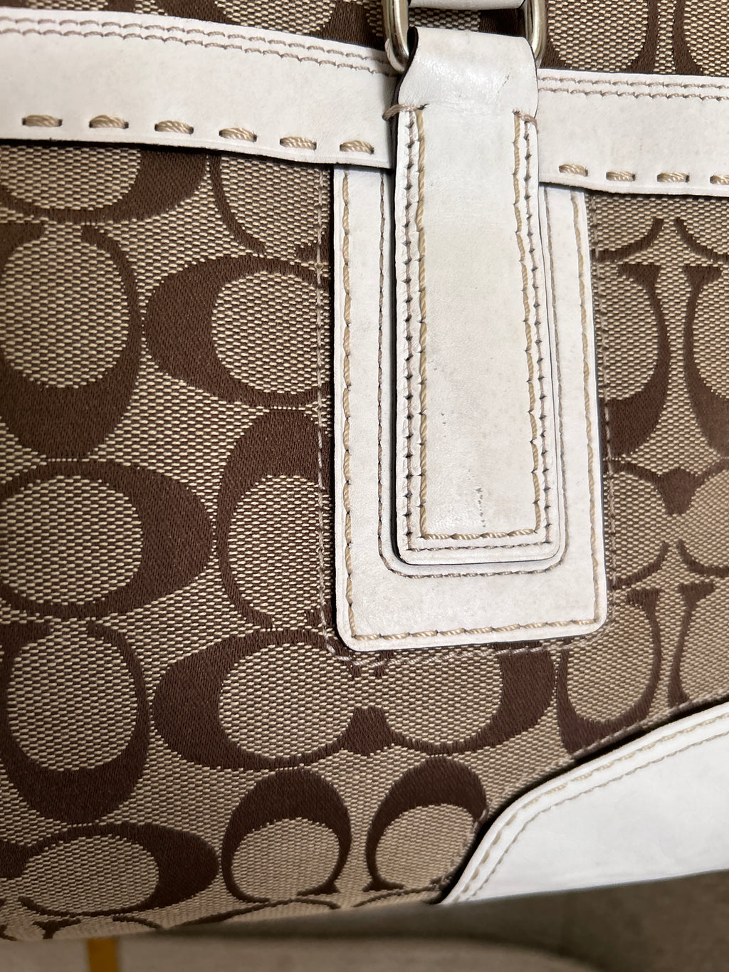 Vintage Coach Hampton shoulder bag