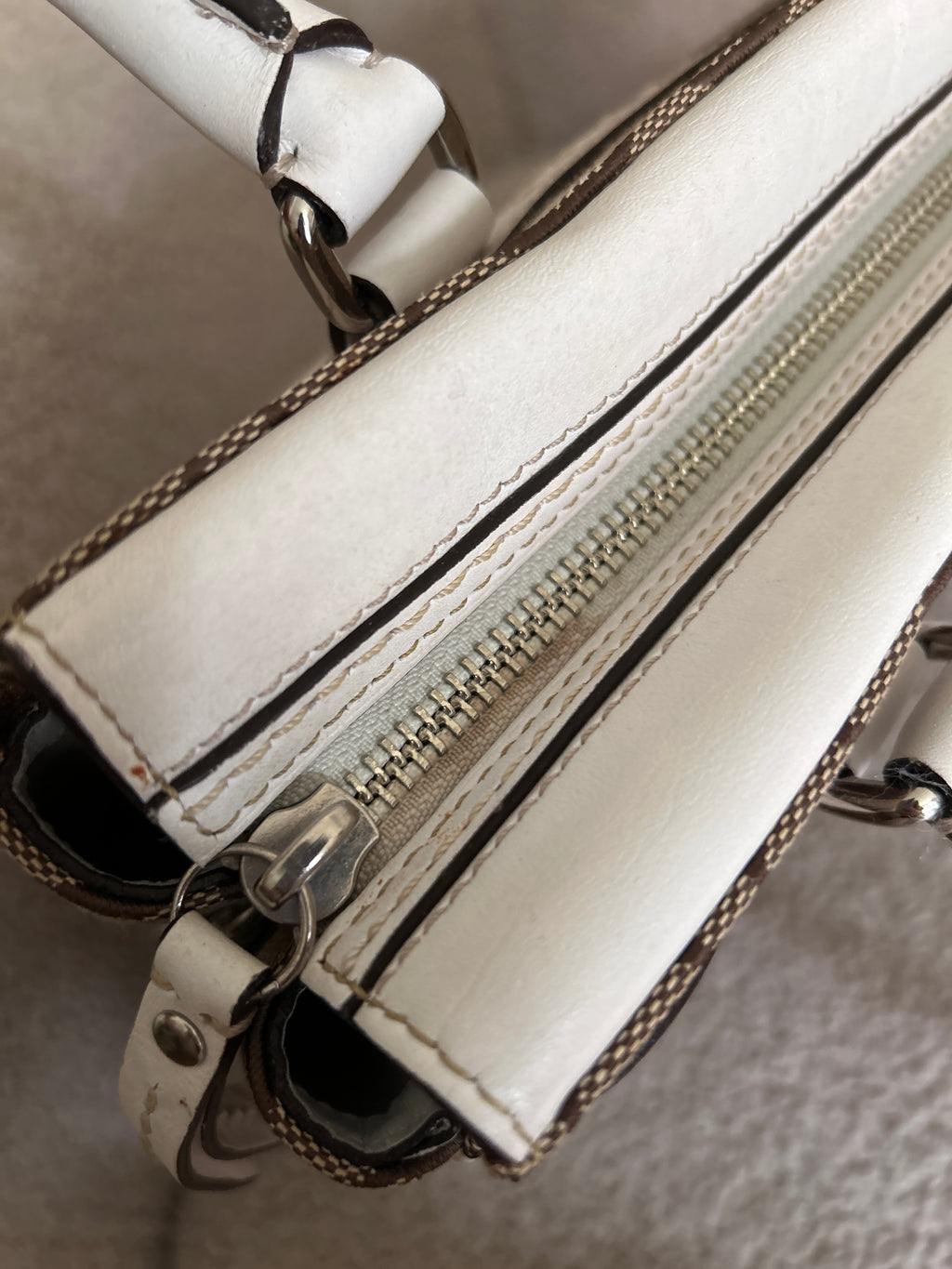 Vintage Coach Hampton shoulder bag