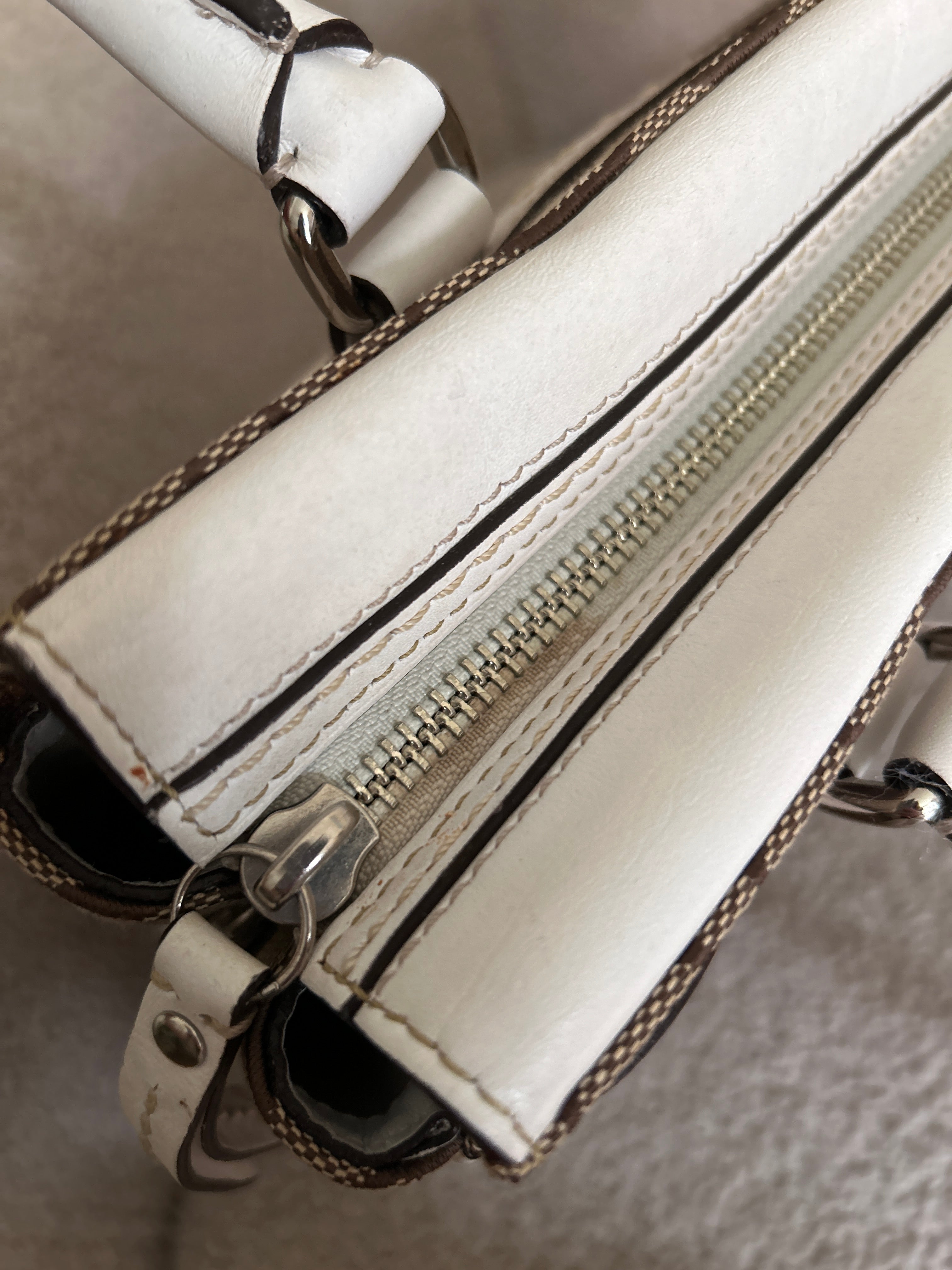 Vintage Coach Hampton shoulder bag