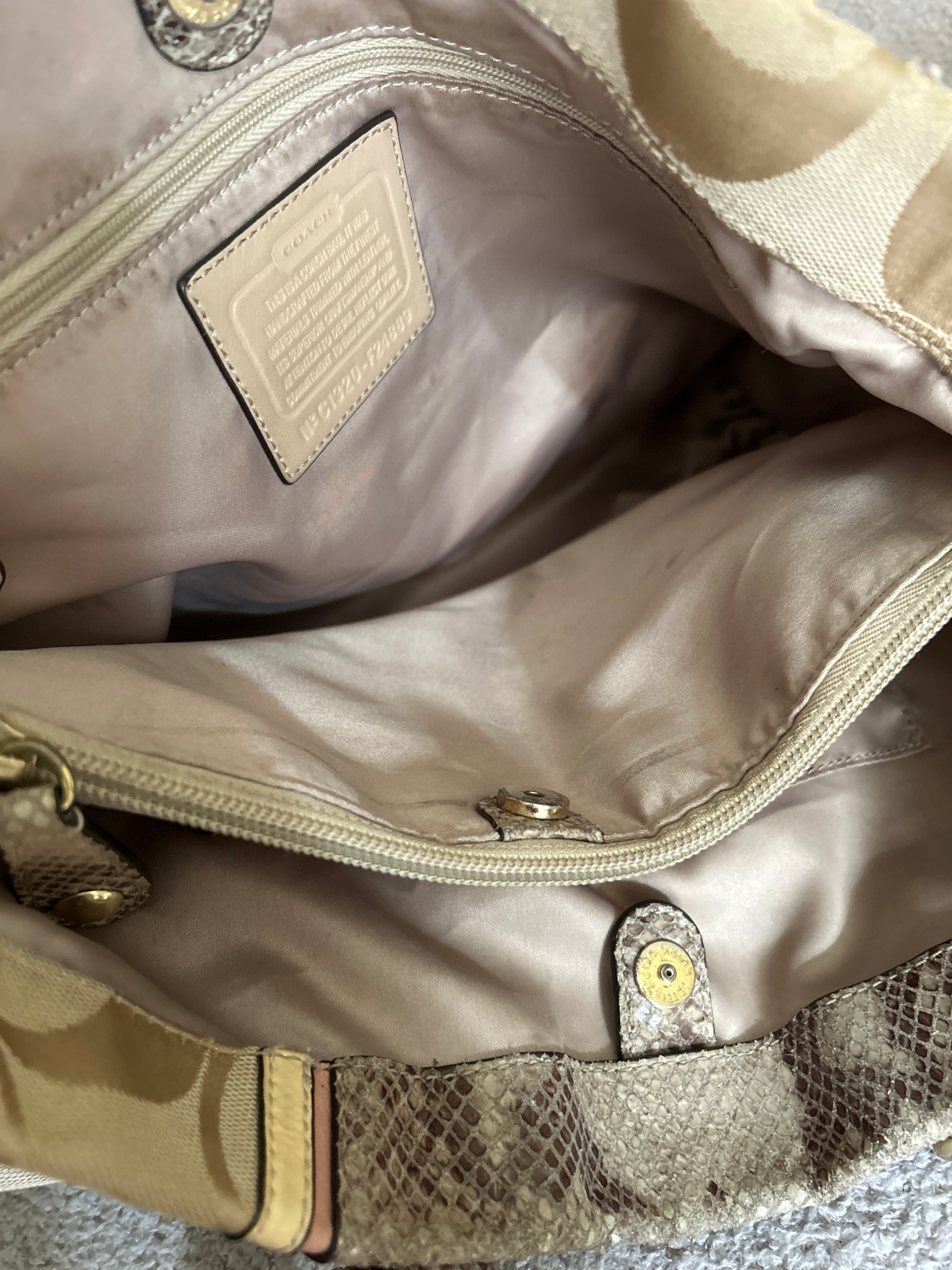 Vintage Coach Ashley shoulder bag
