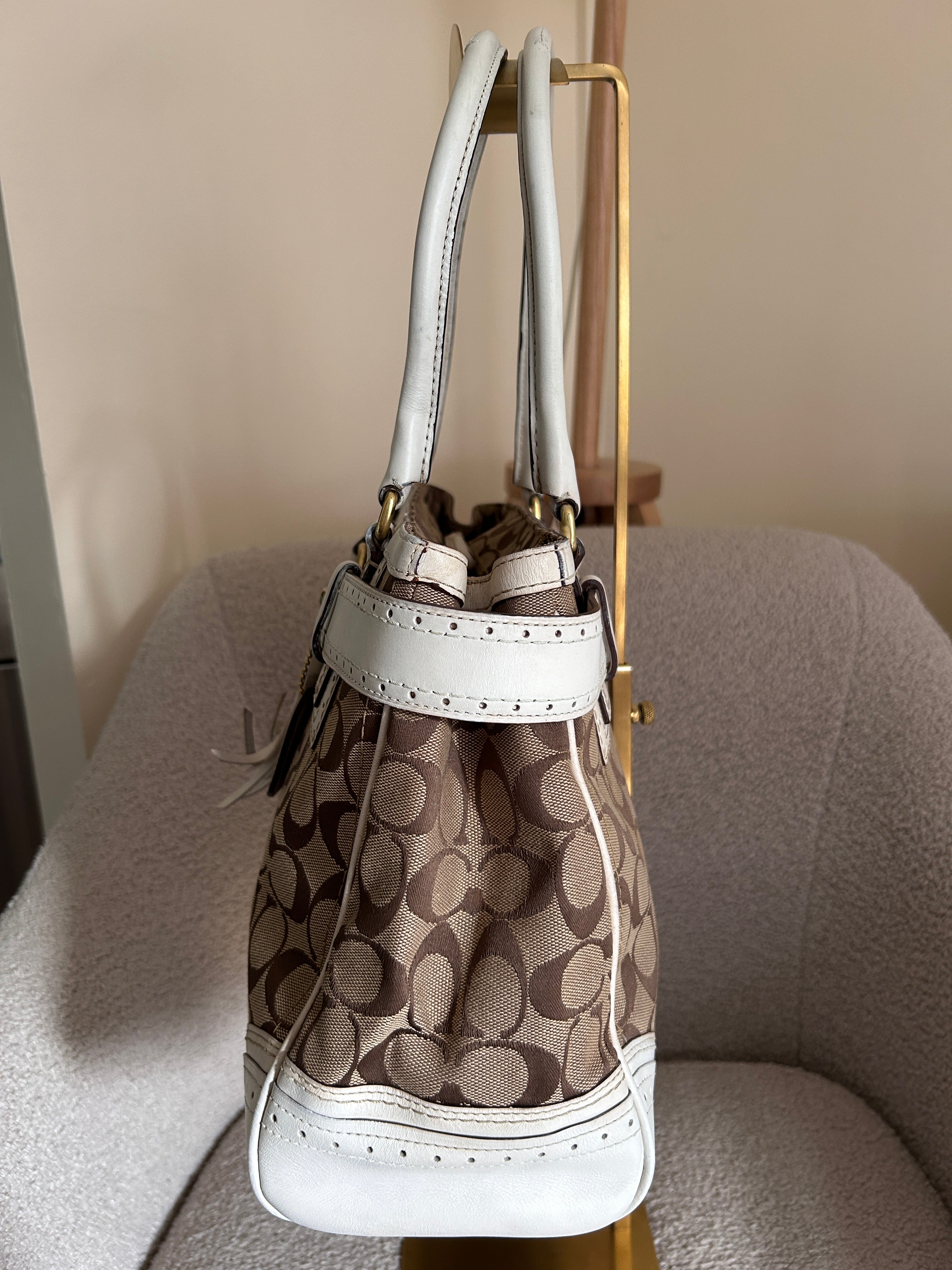 Vintage Coach Hamptons shoulder bag