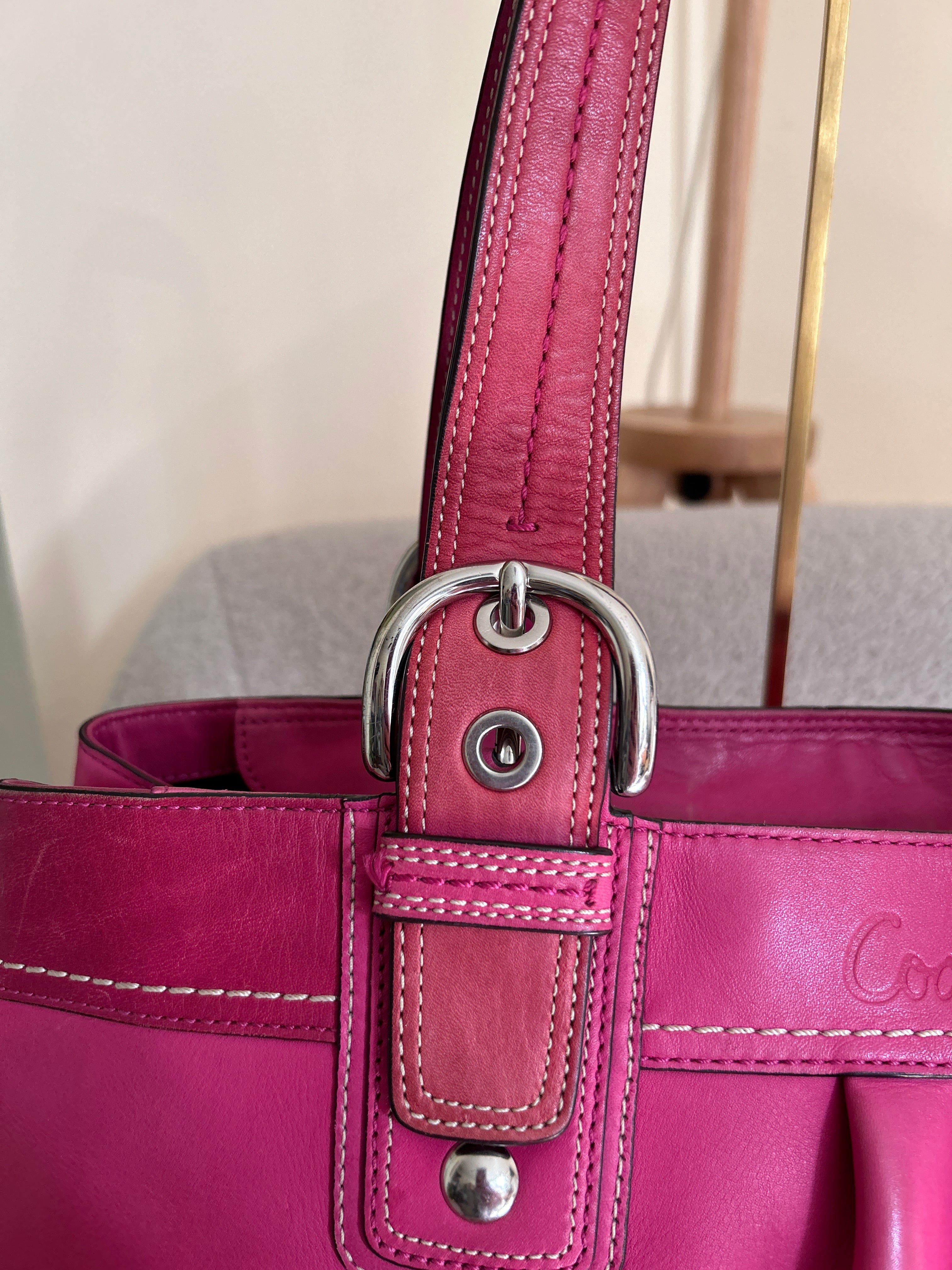 Vintage Coach Soho pink shoulder bag