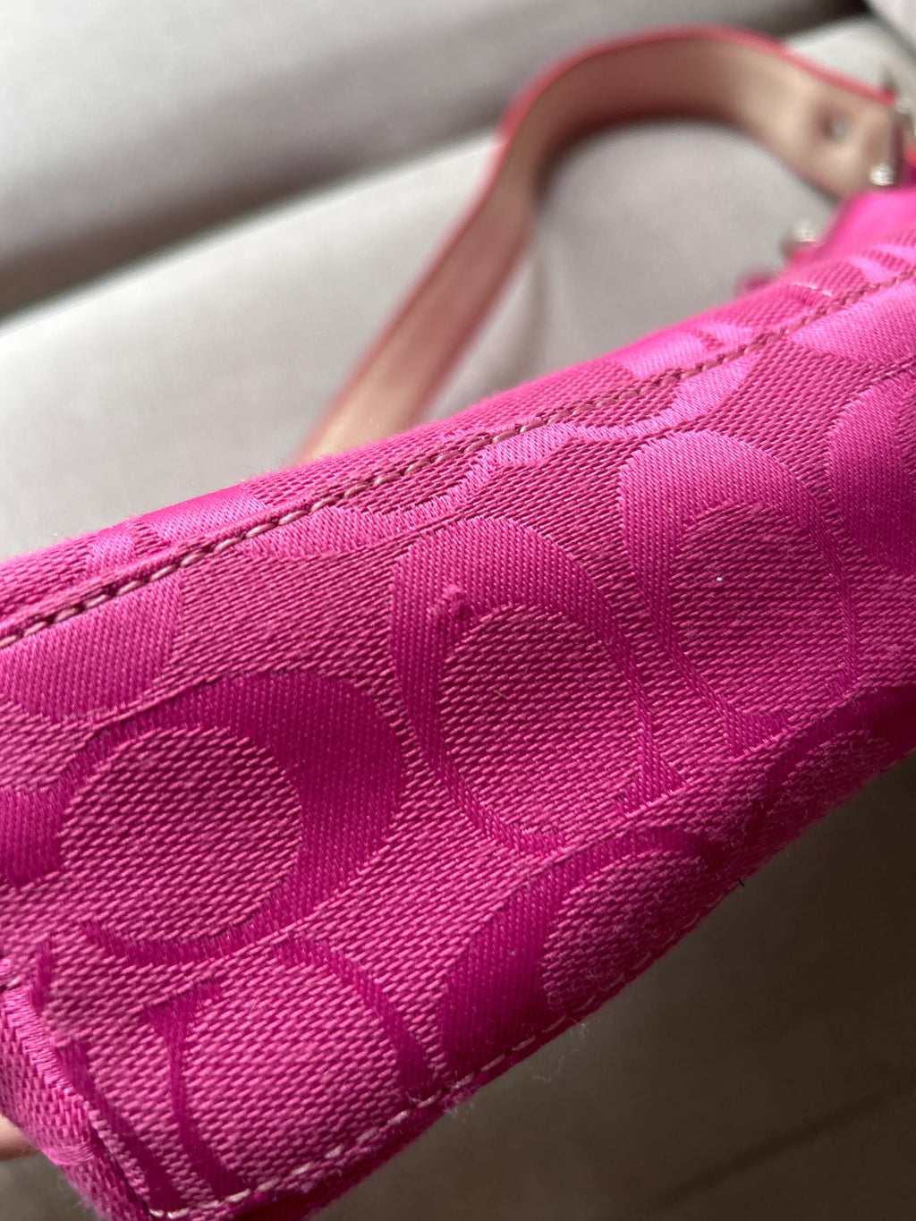 Vintage Coach pink baguette shoulder bag