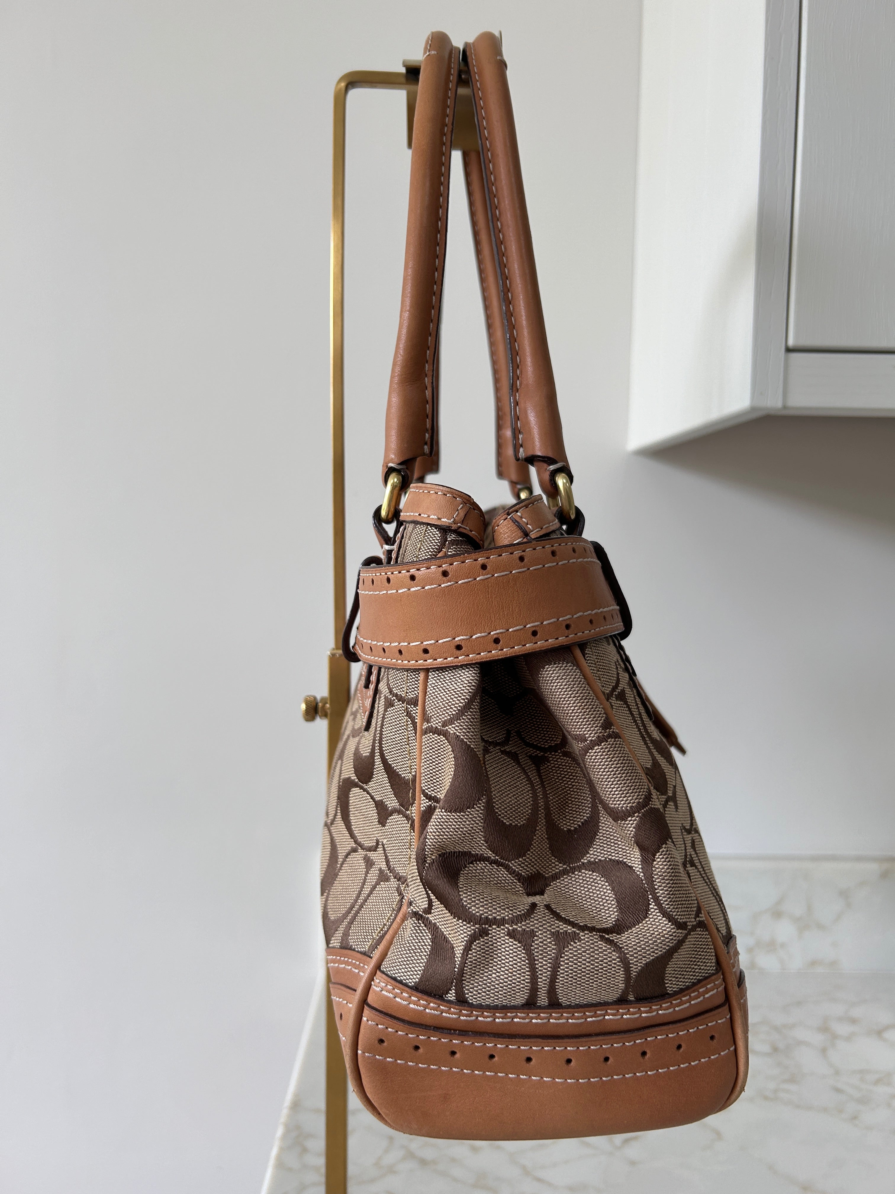 Vintage Coach Hampton shoulder bag