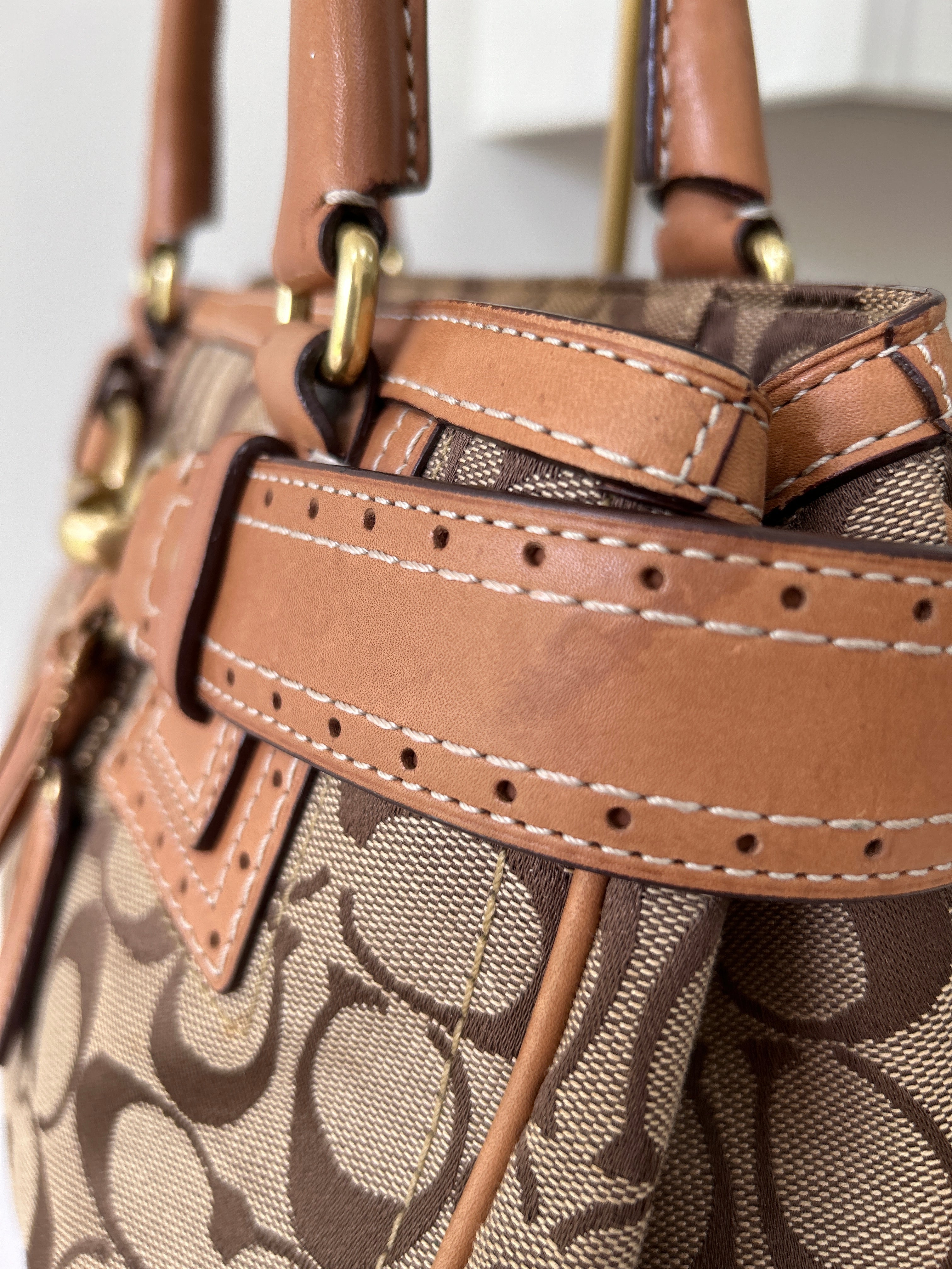 Vintage Coach Hampton shoulder bag