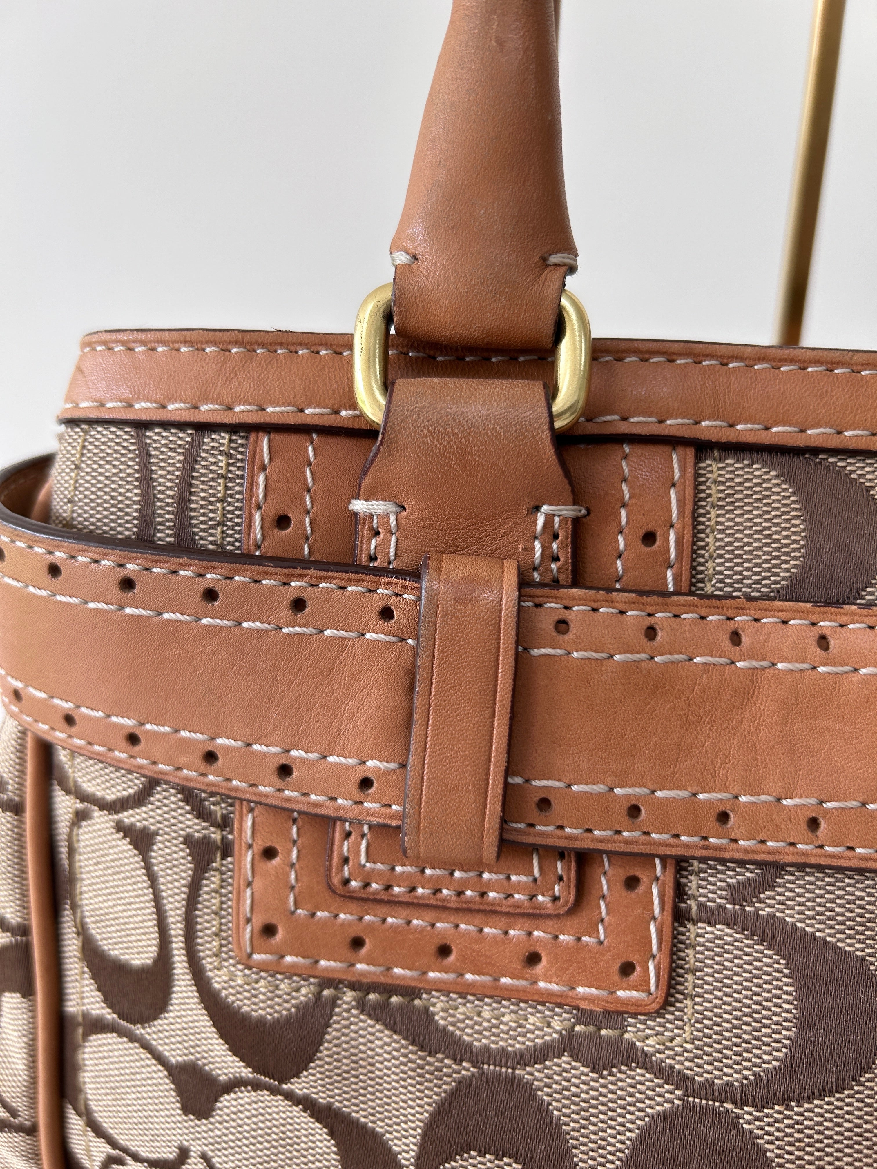 Vintage Coach Hampton shoulder bag