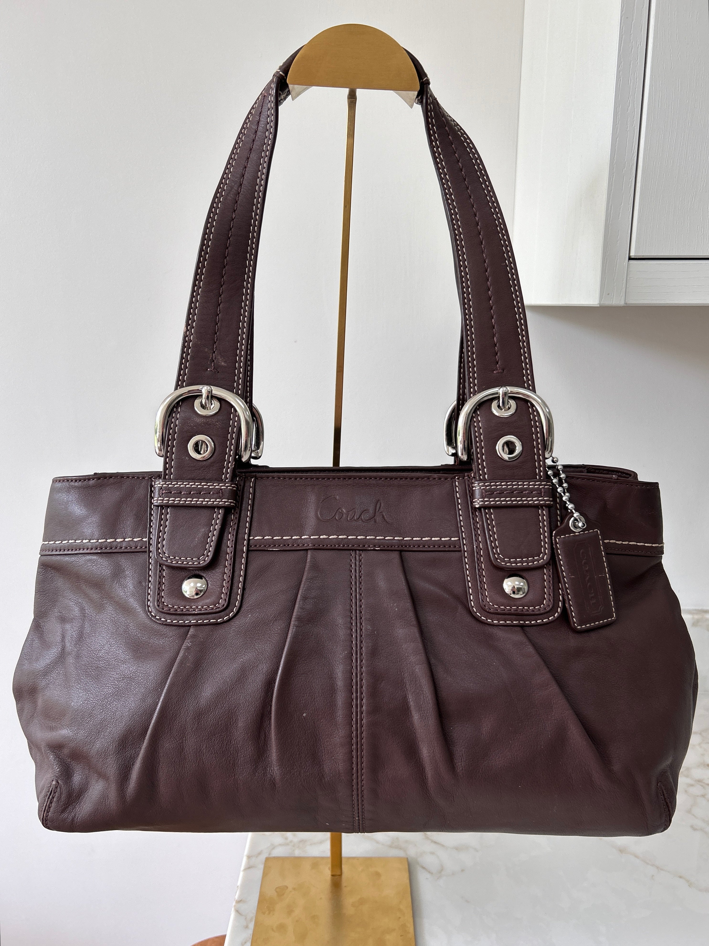 Vintage Coach brown leather shoulder bag