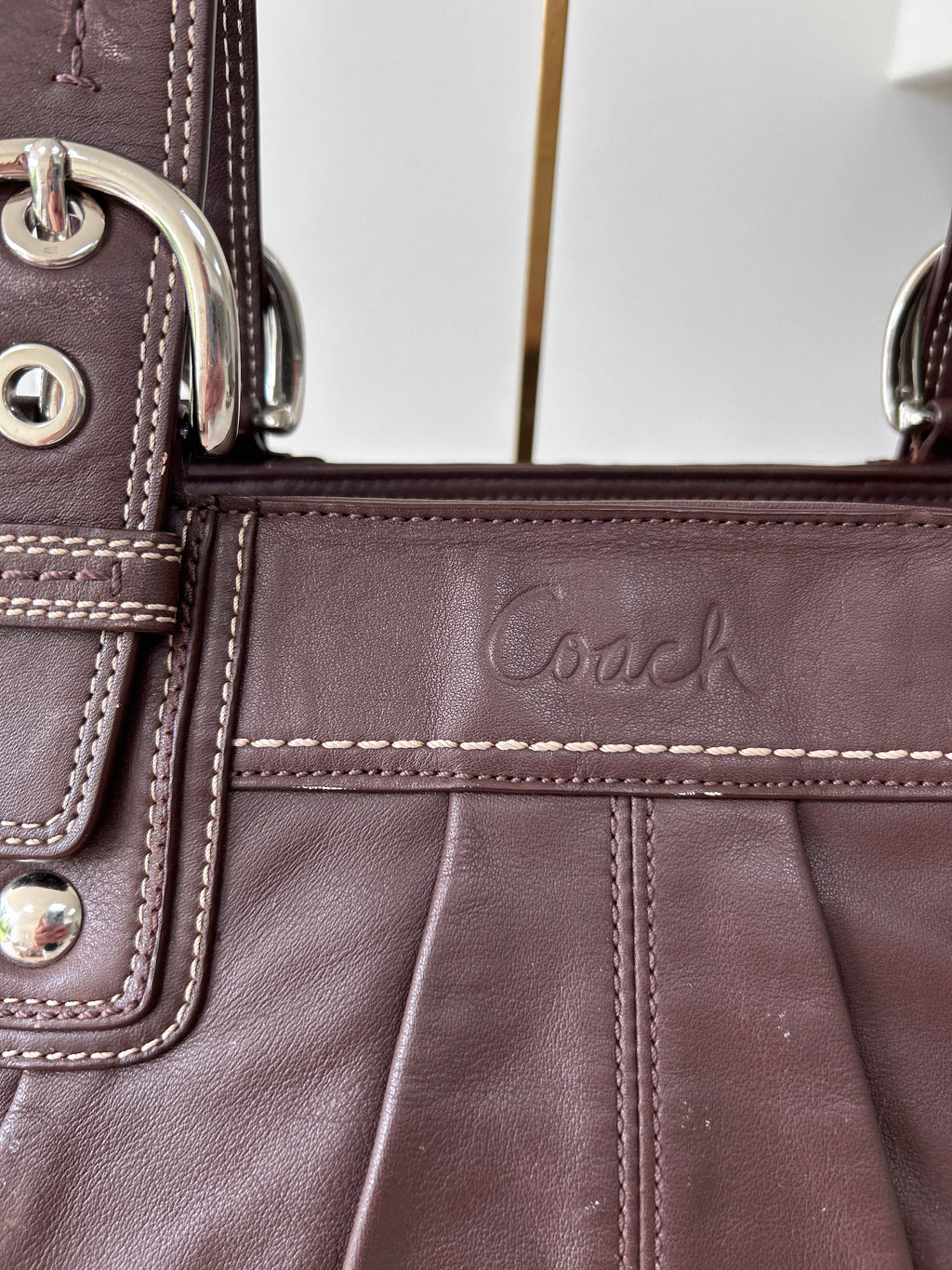 Vintage Coach brown leather shoulder bag