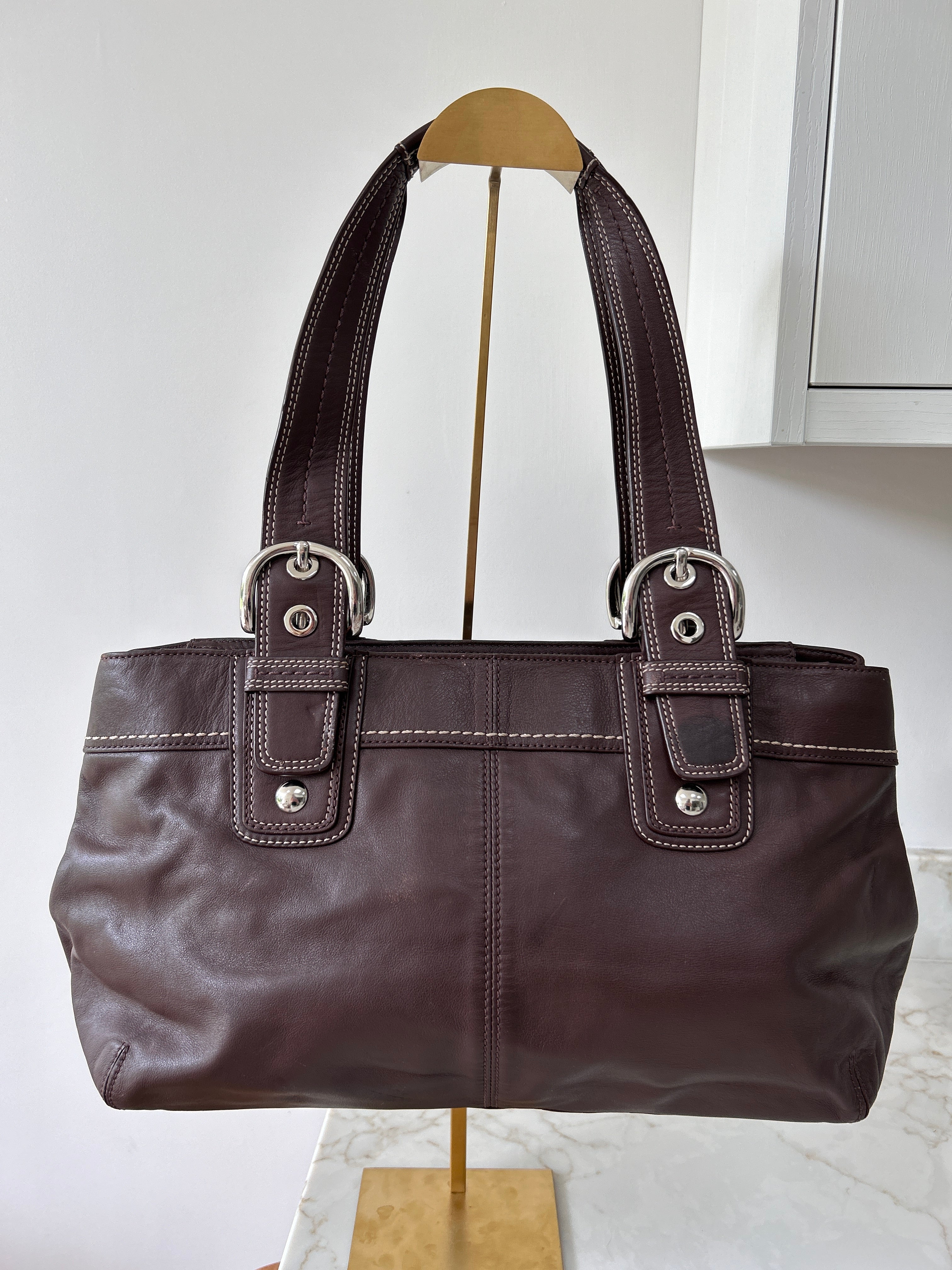 Vintage Coach brown leather shoulder bag