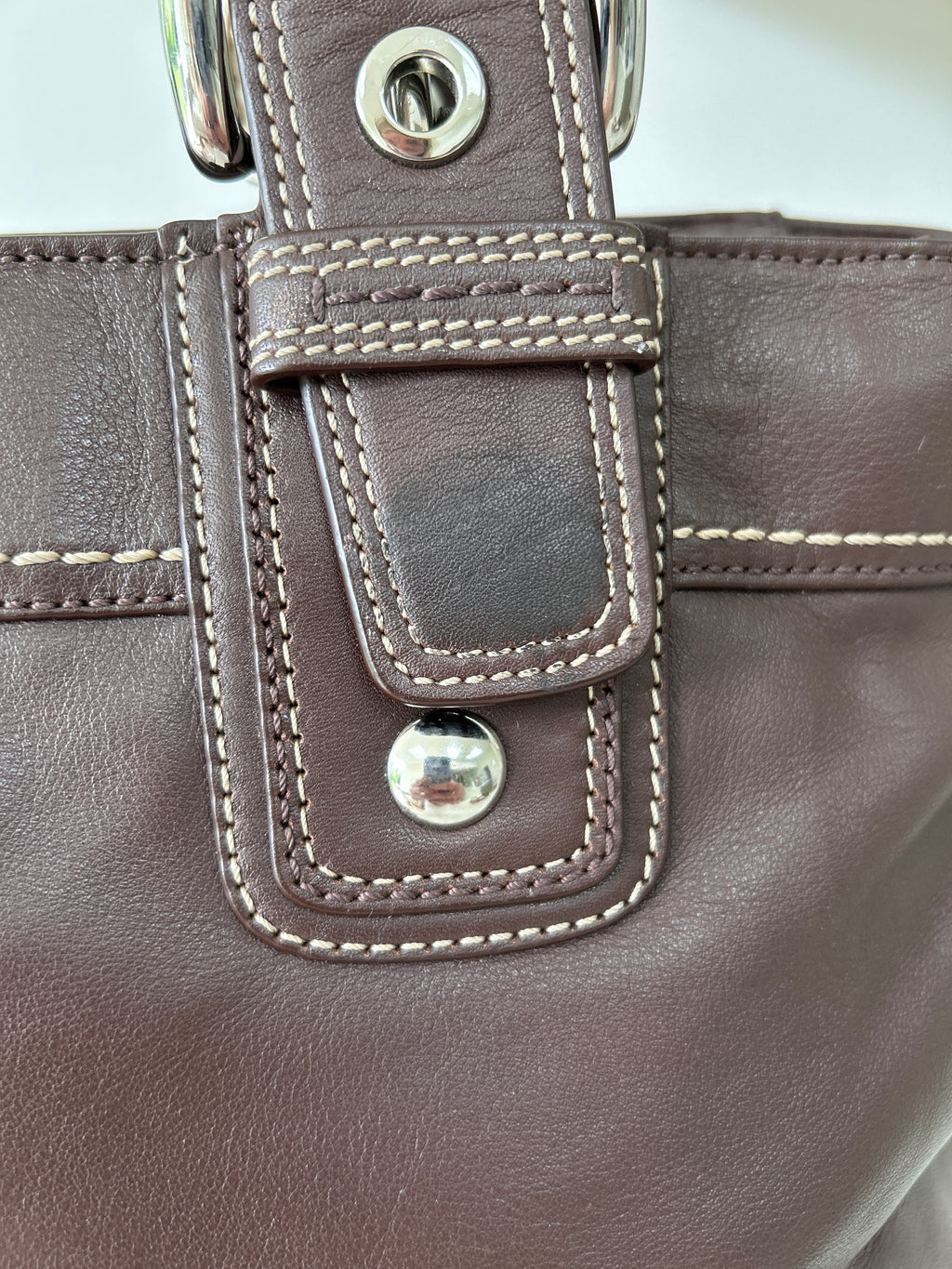 Vintage Coach brown leather shoulder bag