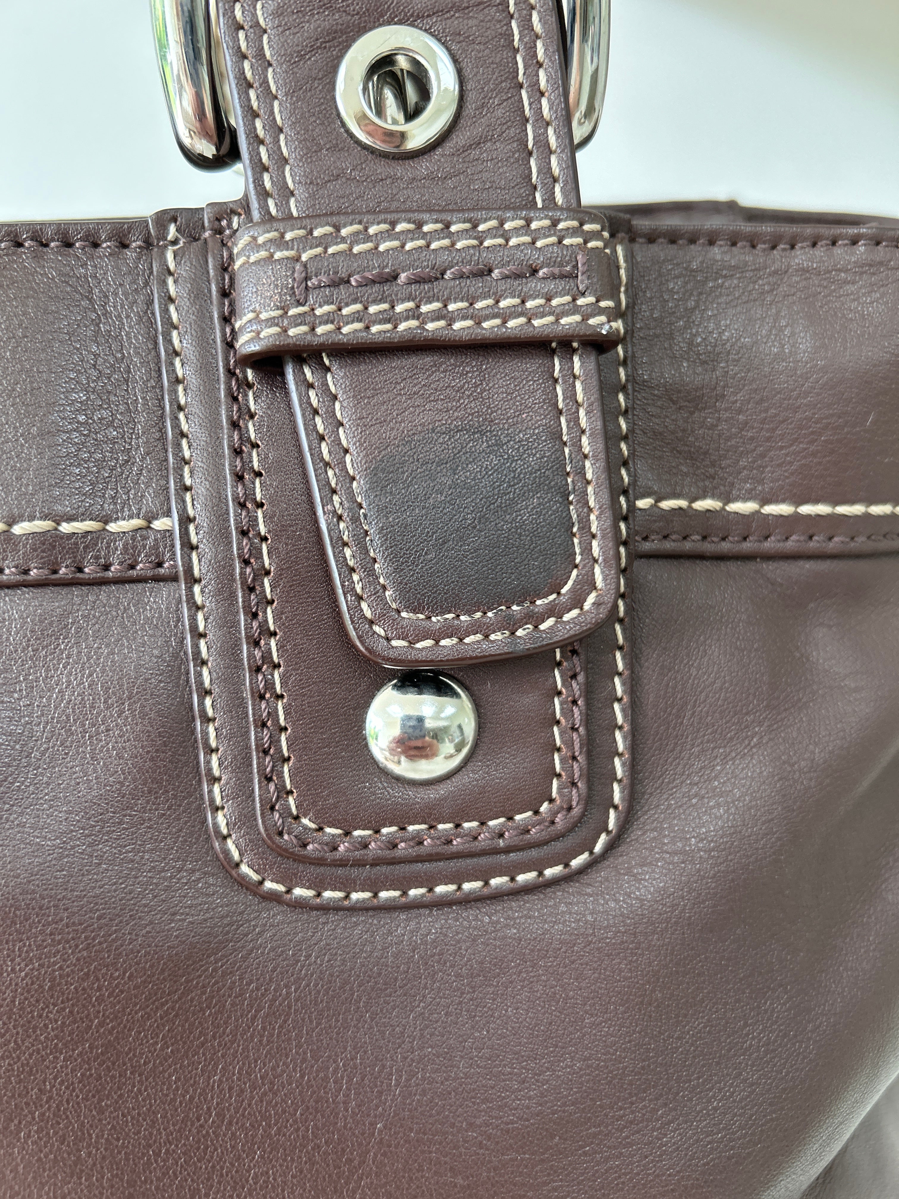 Vintage Coach brown leather shoulder bag