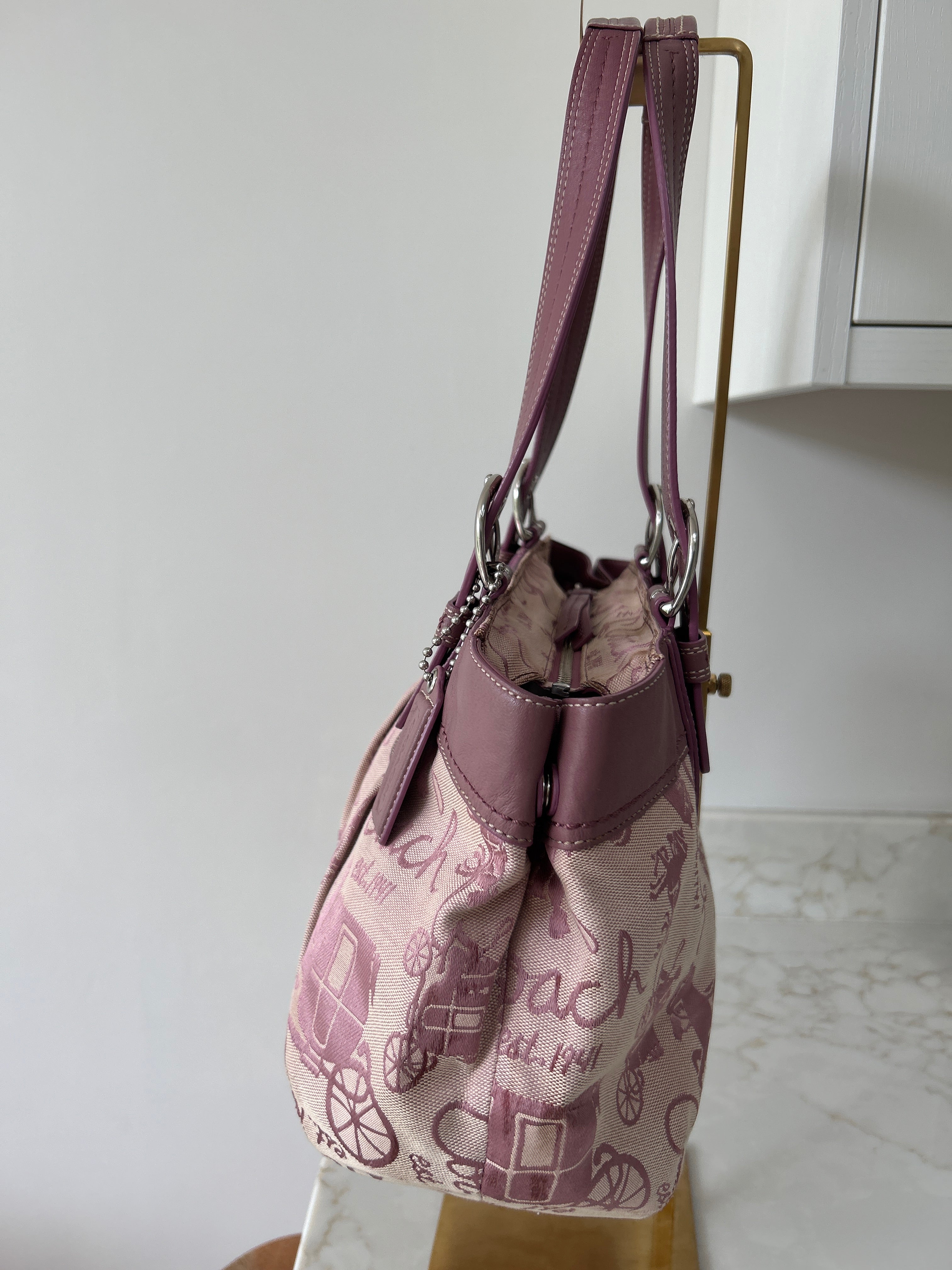 Vintage Coach shoulder bag