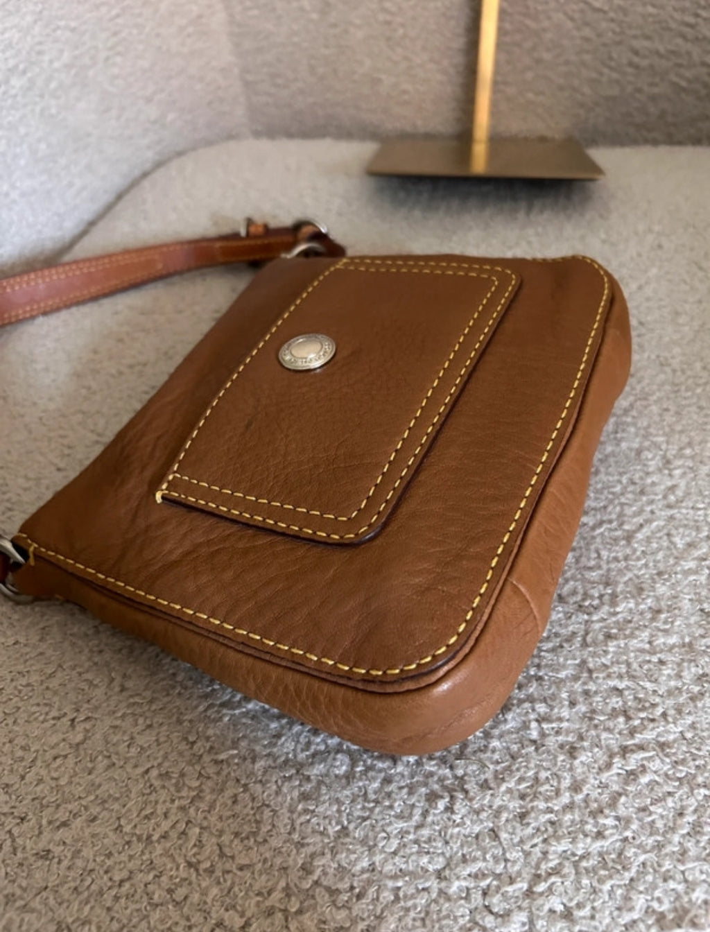 Vintage Coach turn lock mini shoulder bag