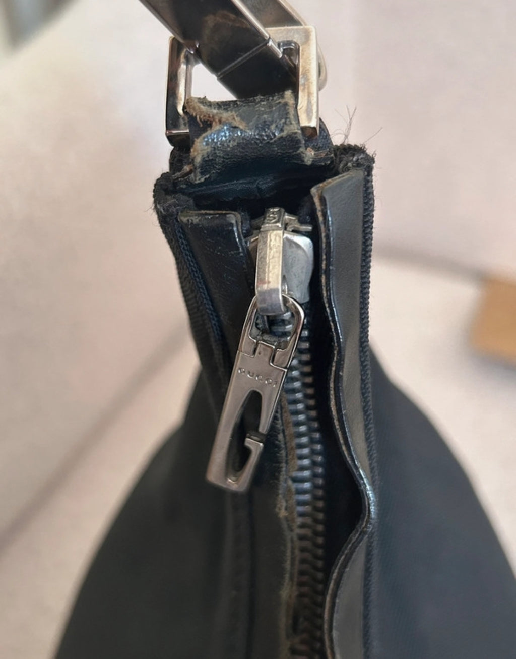 Vintage Gucci hobo shoulder bag