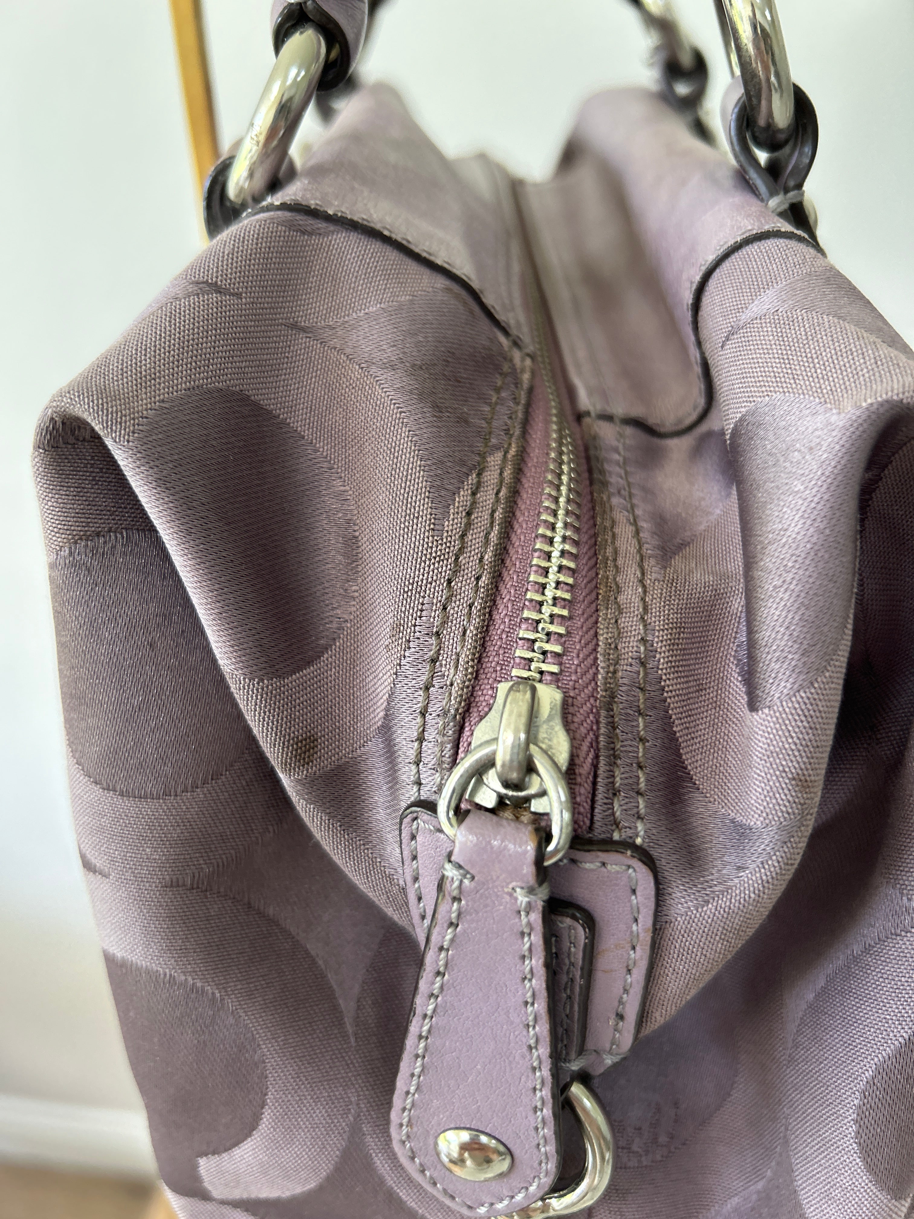 Vintage Coach lilac handbag