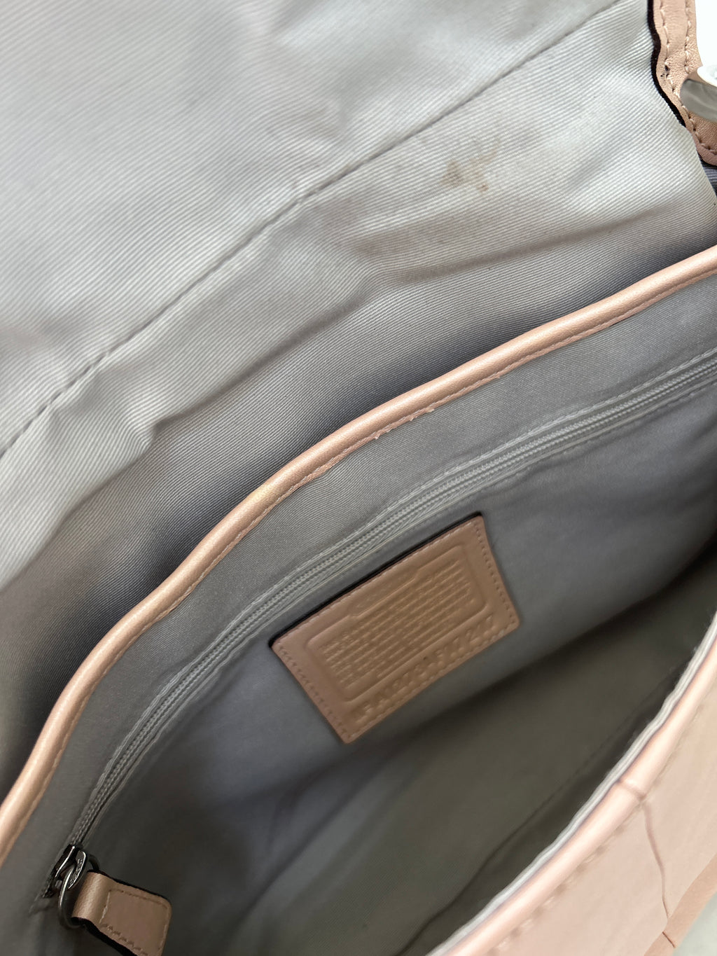 Vintage Coach Soho pink leather shoulder bag