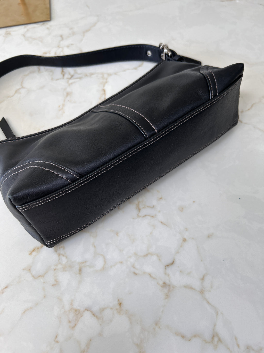 Vintage Coach black leather baguette shoulder bag