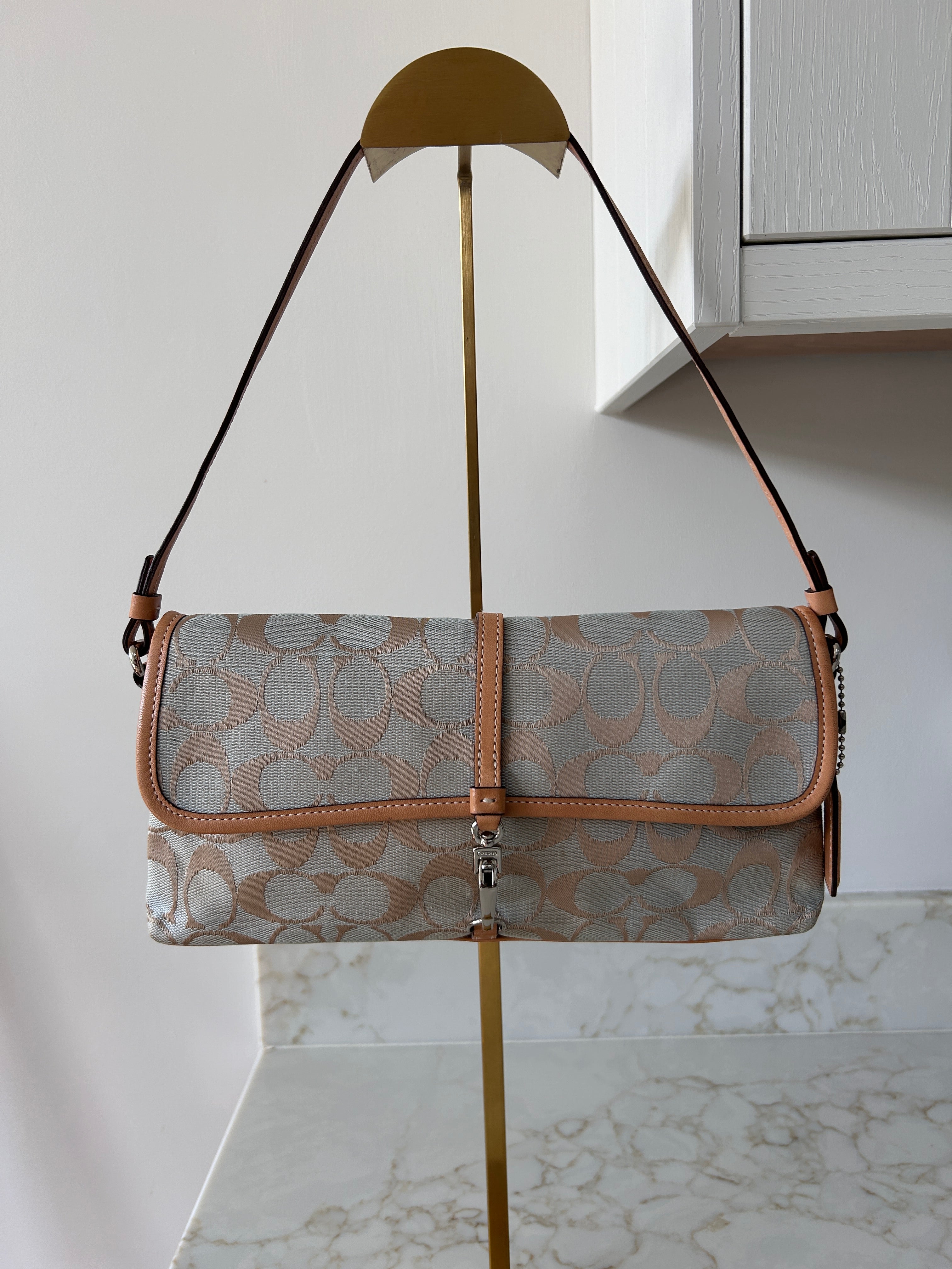 Vintage Coach Demi clip shoulder bag