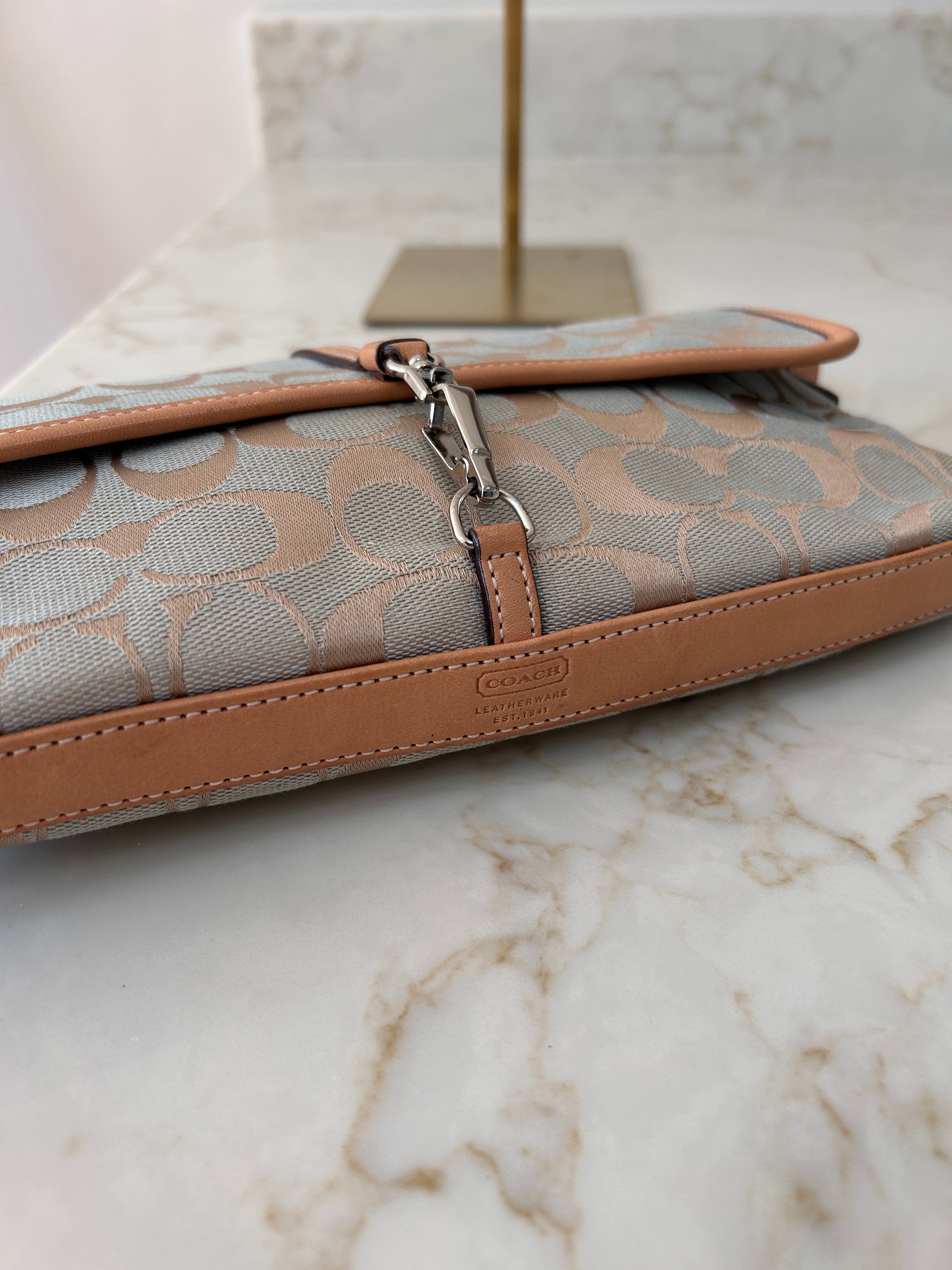 Vintage Coach Demi clip shoulder bag