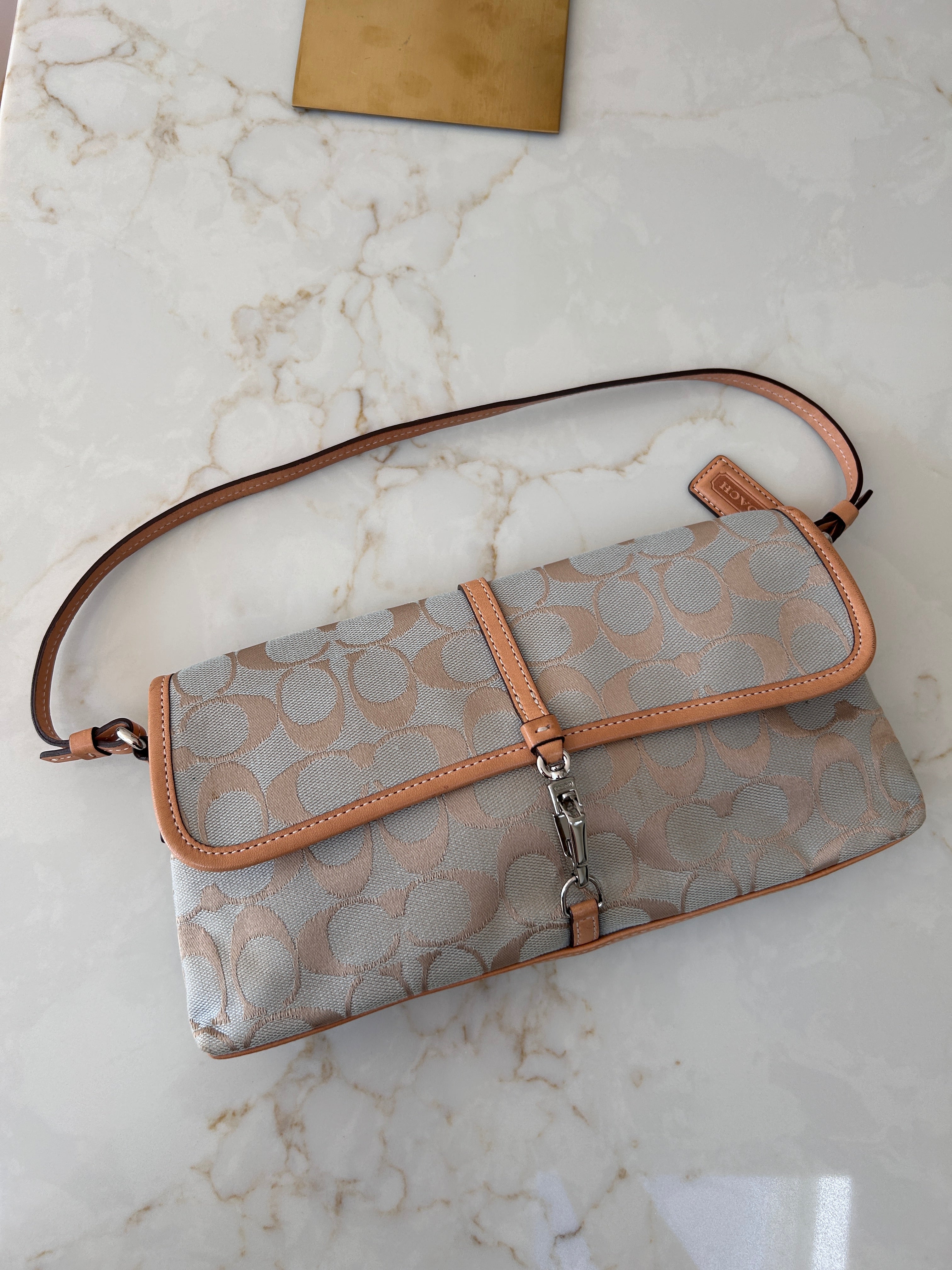 Vintage Coach Demi clip shoulder bag