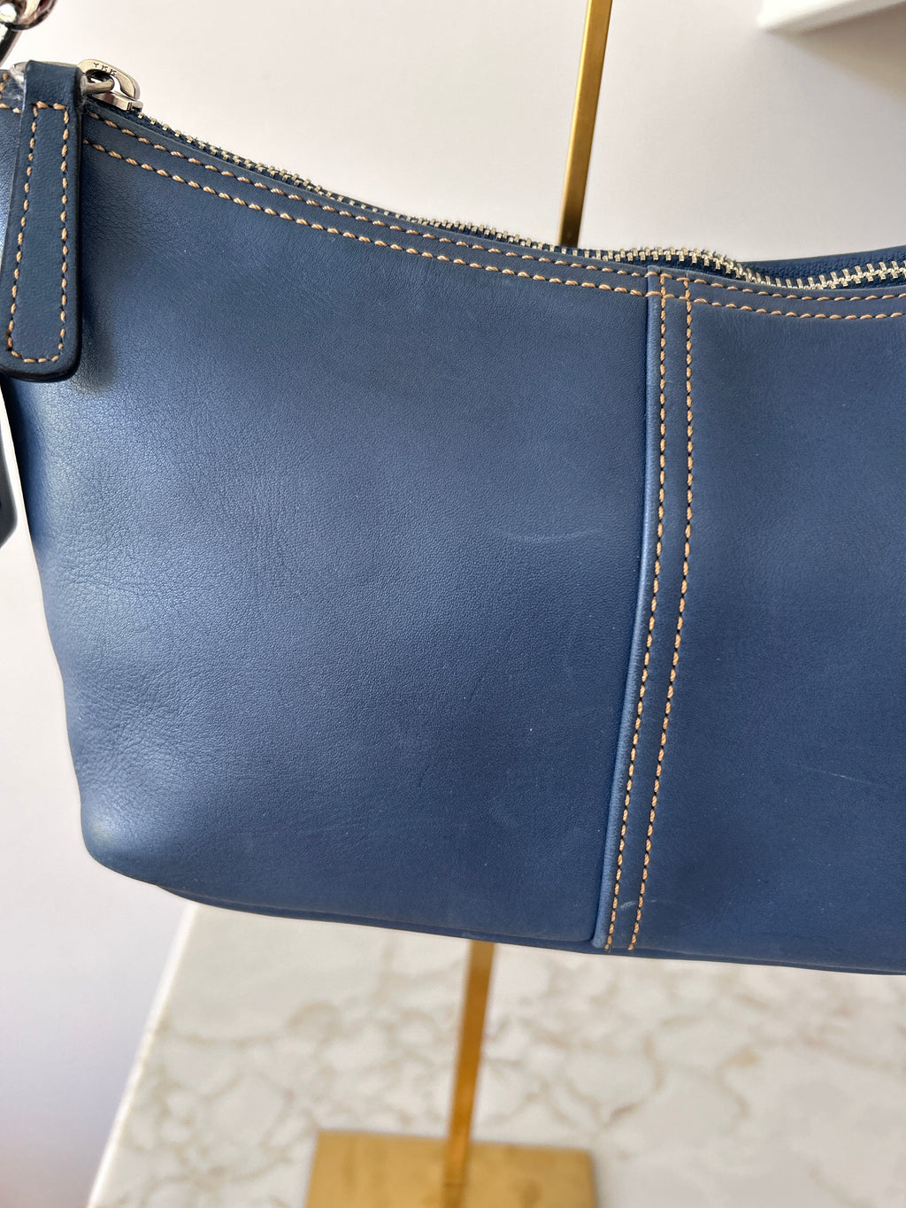 Vintage Coach blue leather shoulder bag