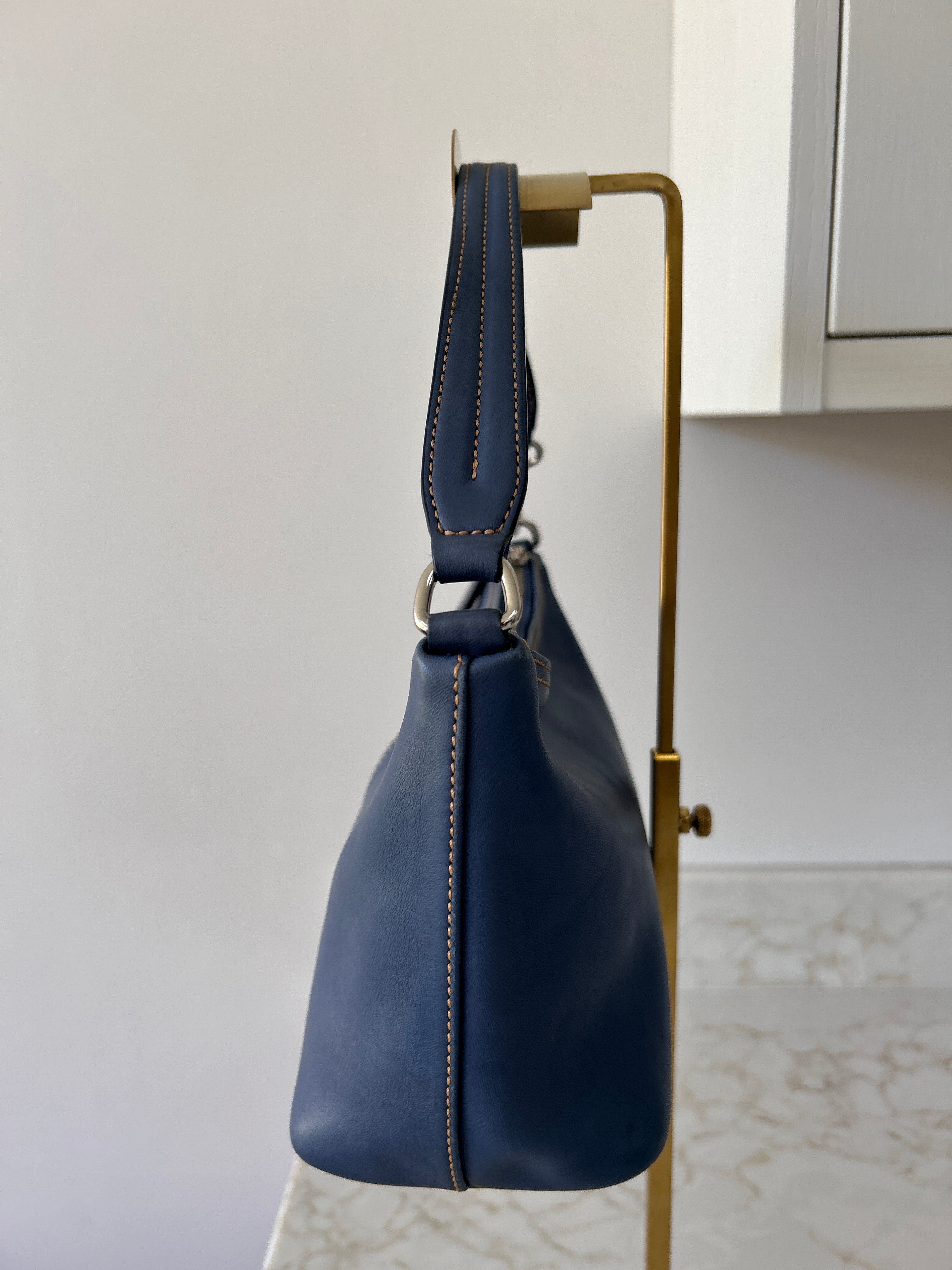 Vintage Coach blue leather shoulder bag