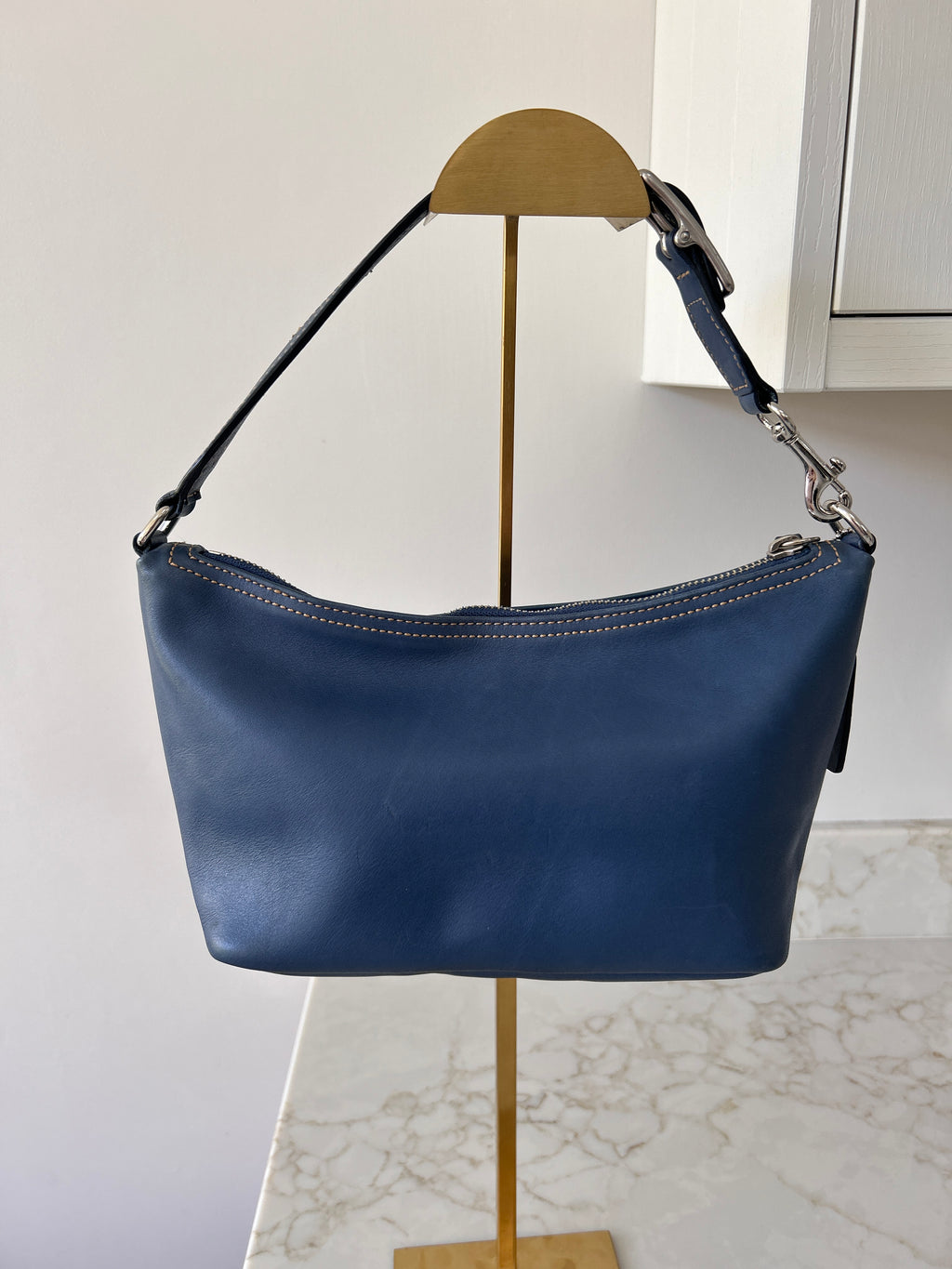 Vintage Coach blue leather shoulder bag