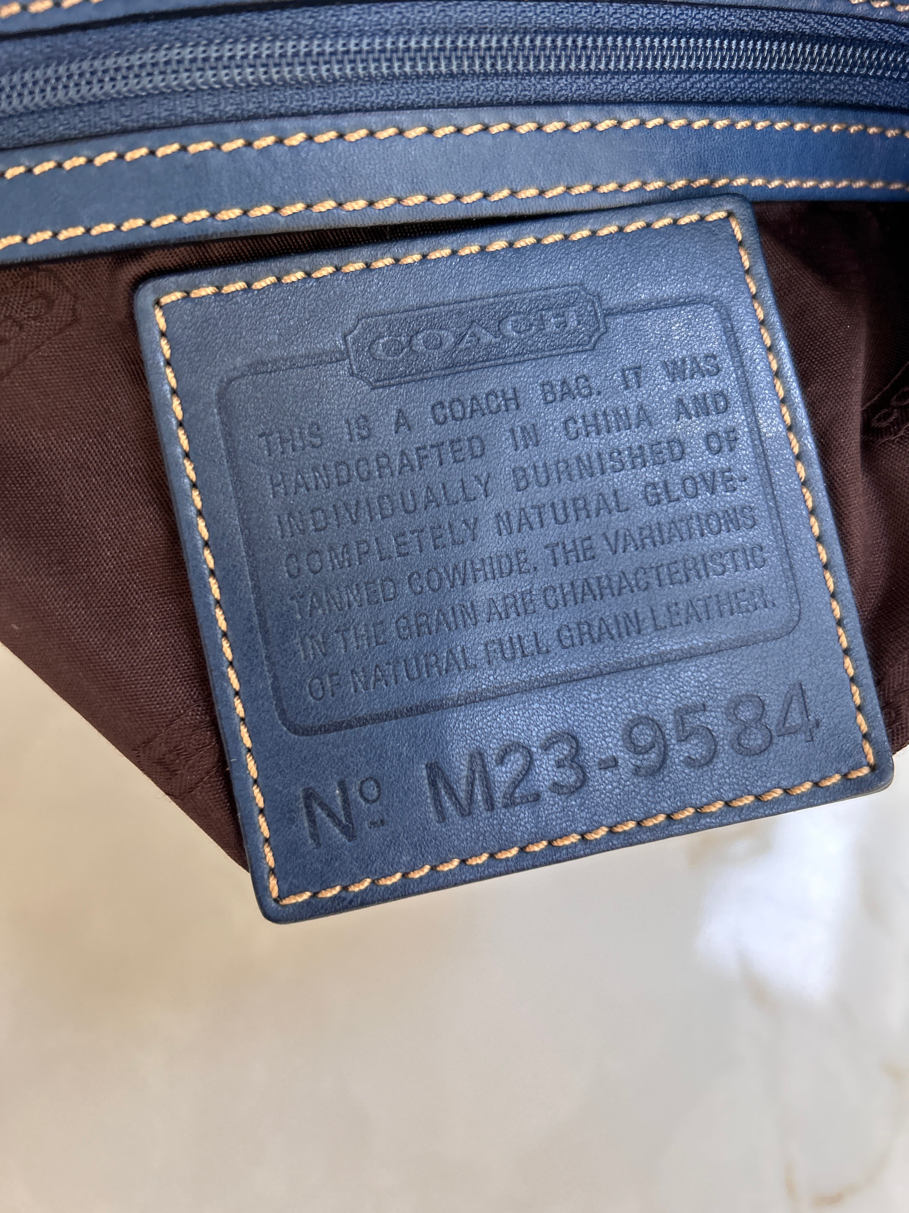 Vintage Coach blue leather shoulder bag