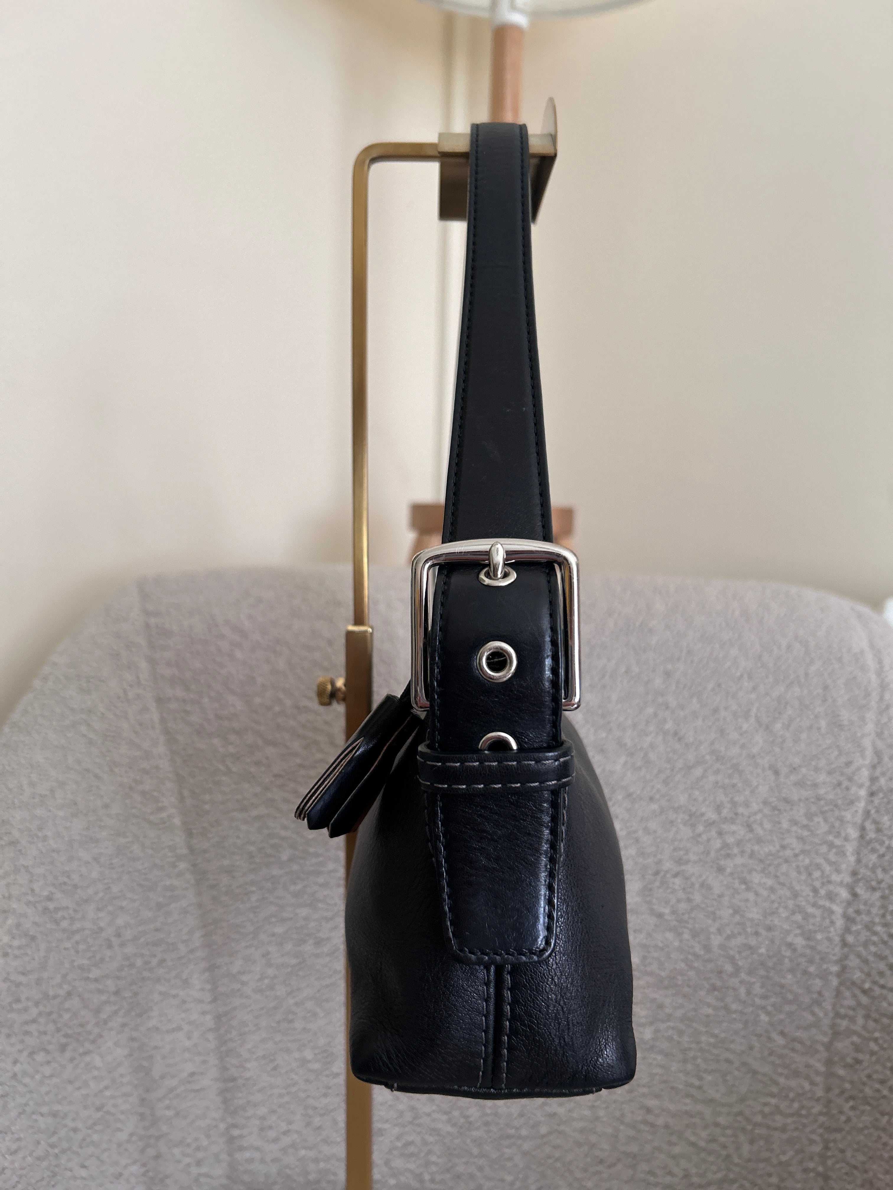 Vintage Coach black leather baguette shoulder bag