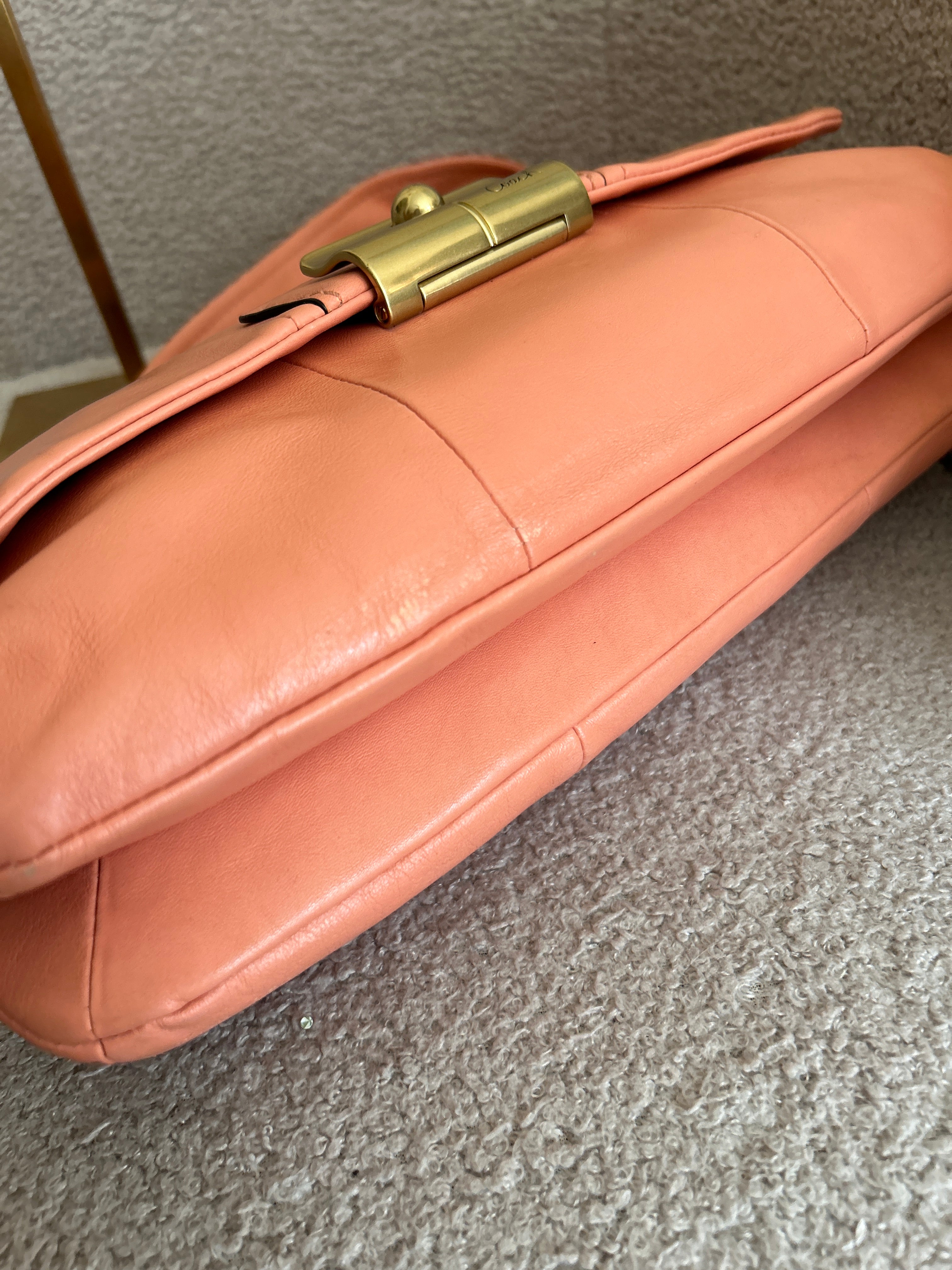 Vintage Coach leather shoulder bag