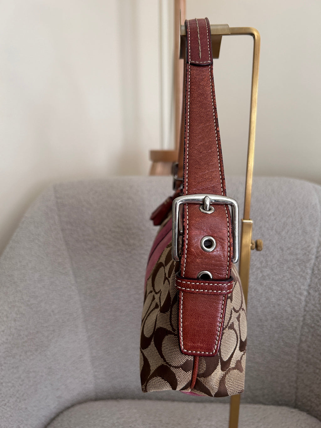 Vintage Coach pink suede baguette shoulder bag