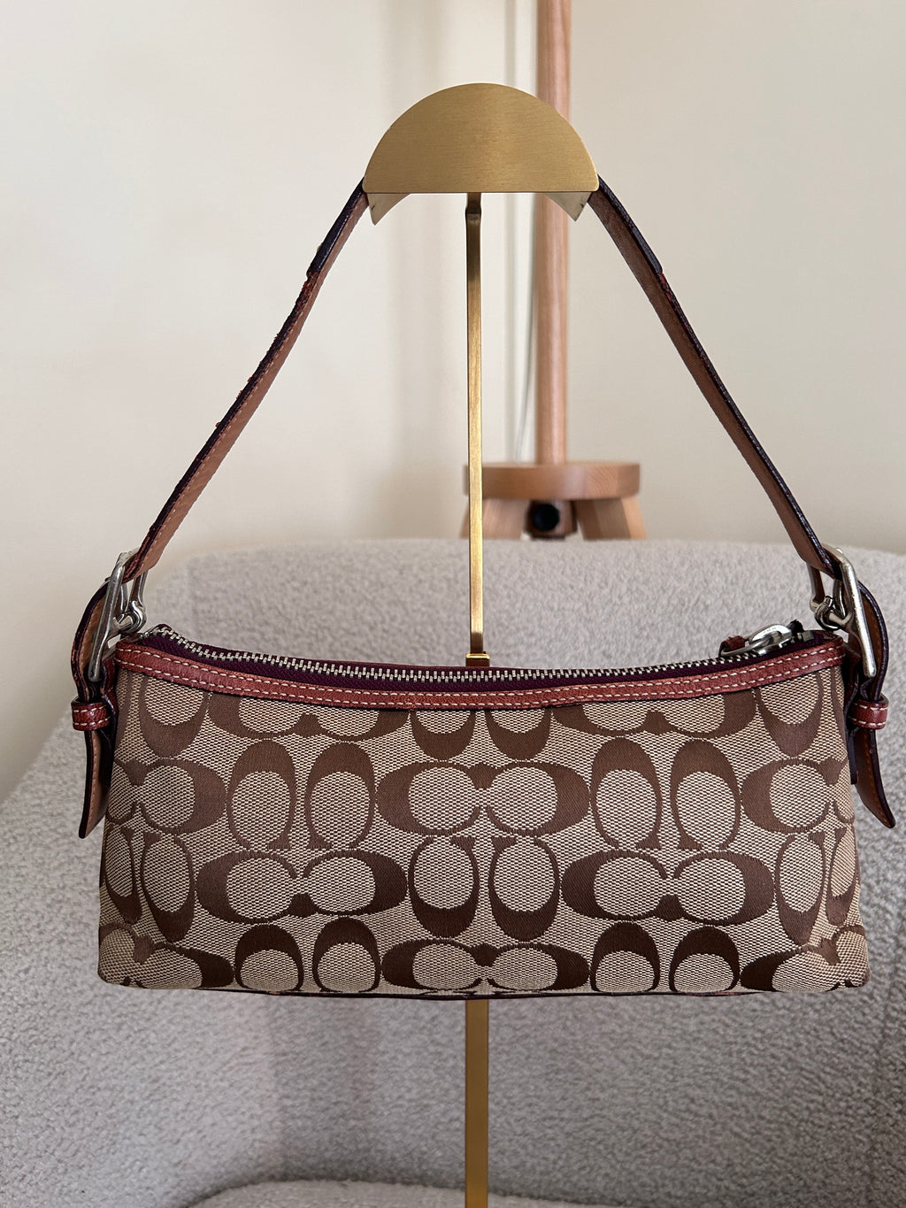 Vintage Coach pink suede baguette shoulder bag