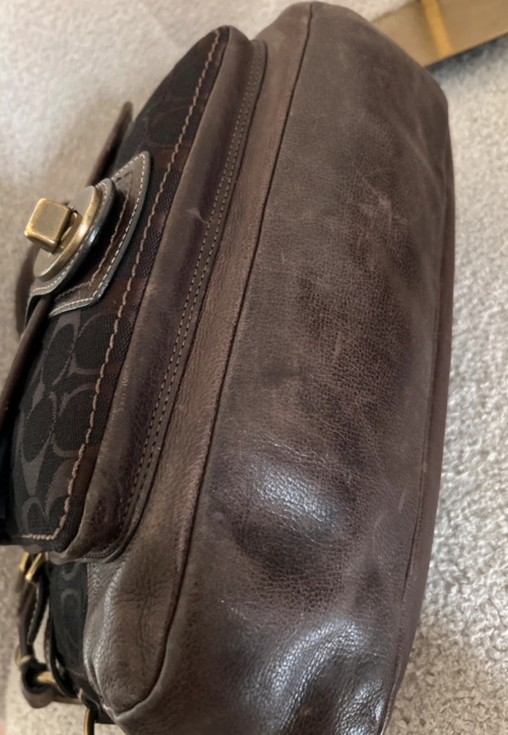 Vintage Coach 11140 Legacy shoulder bag