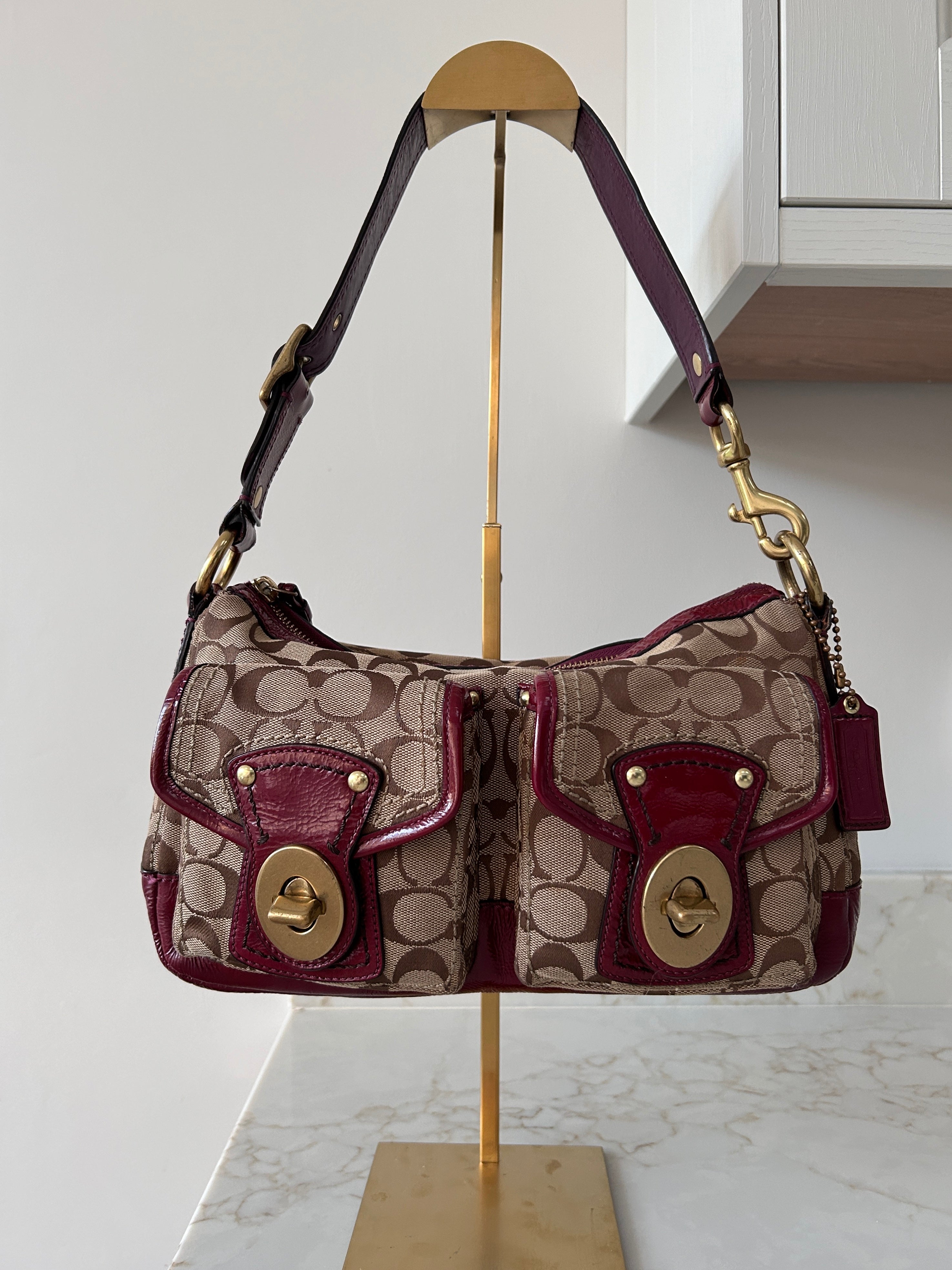 Vintage Coach F12889 Legacy shoulder bag