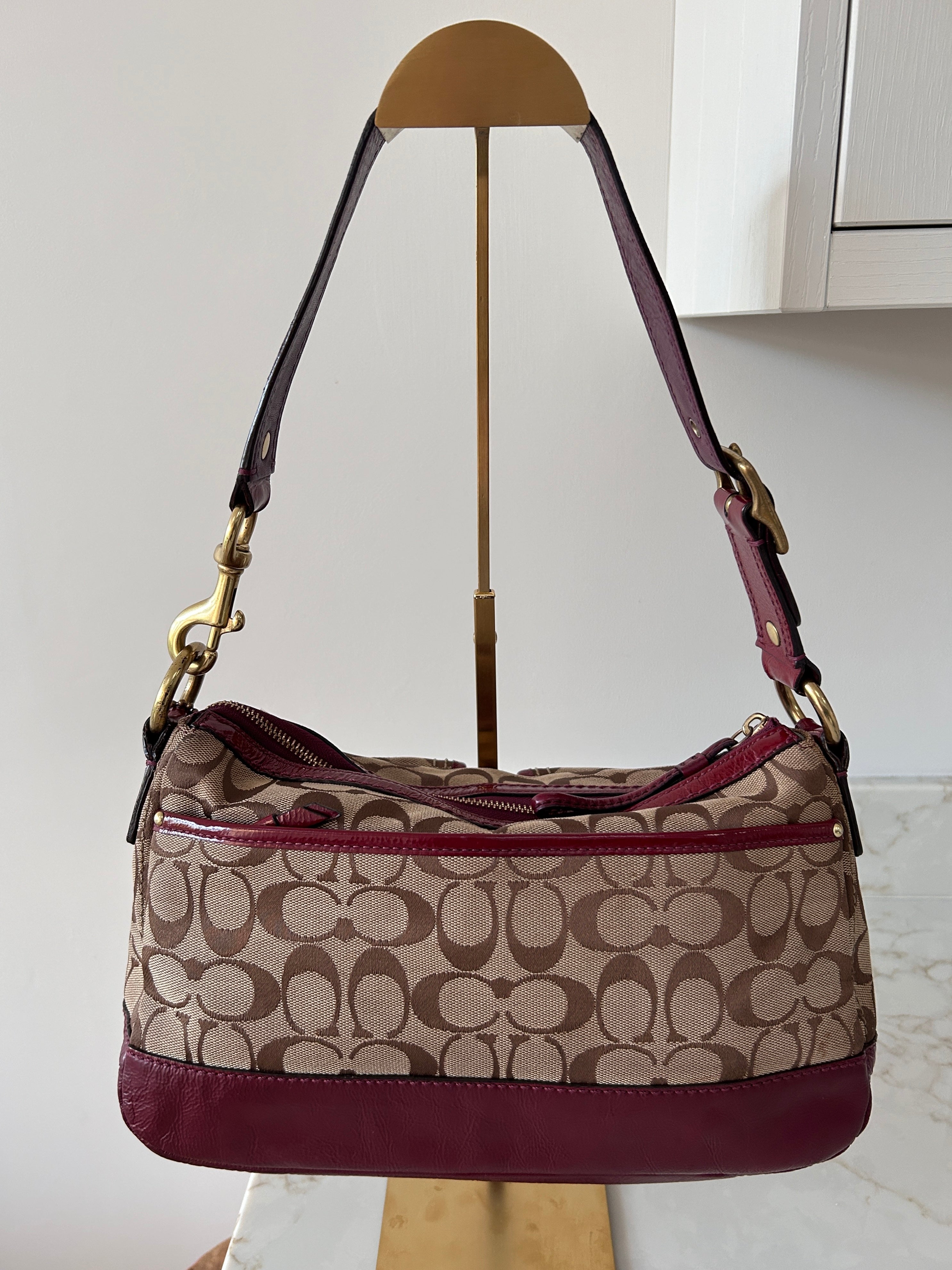Vintage Coach F12889 Legacy shoulder bag
