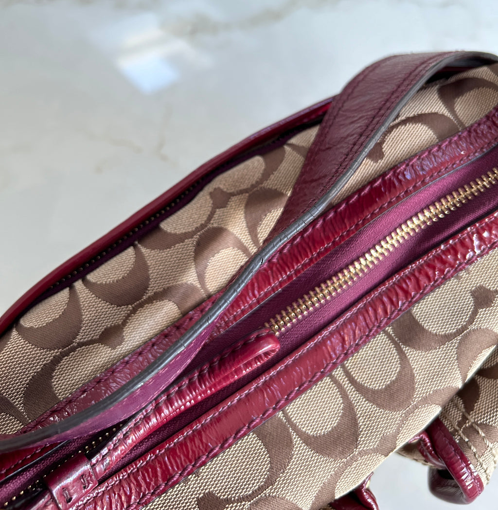 Vintage Coach F12889 Legacy shoulder bag