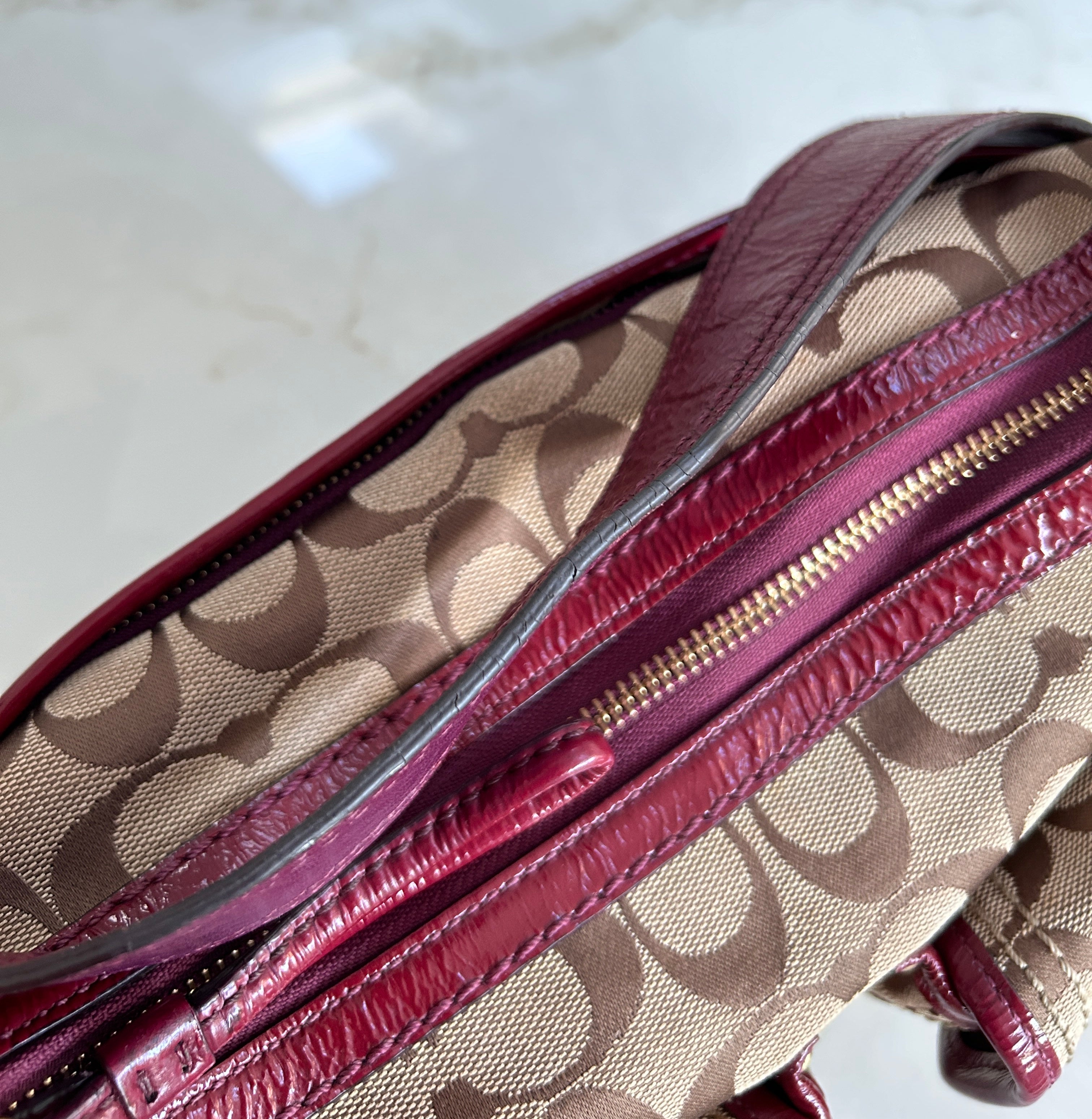 Vintage Coach F12889 Legacy shoulder bag