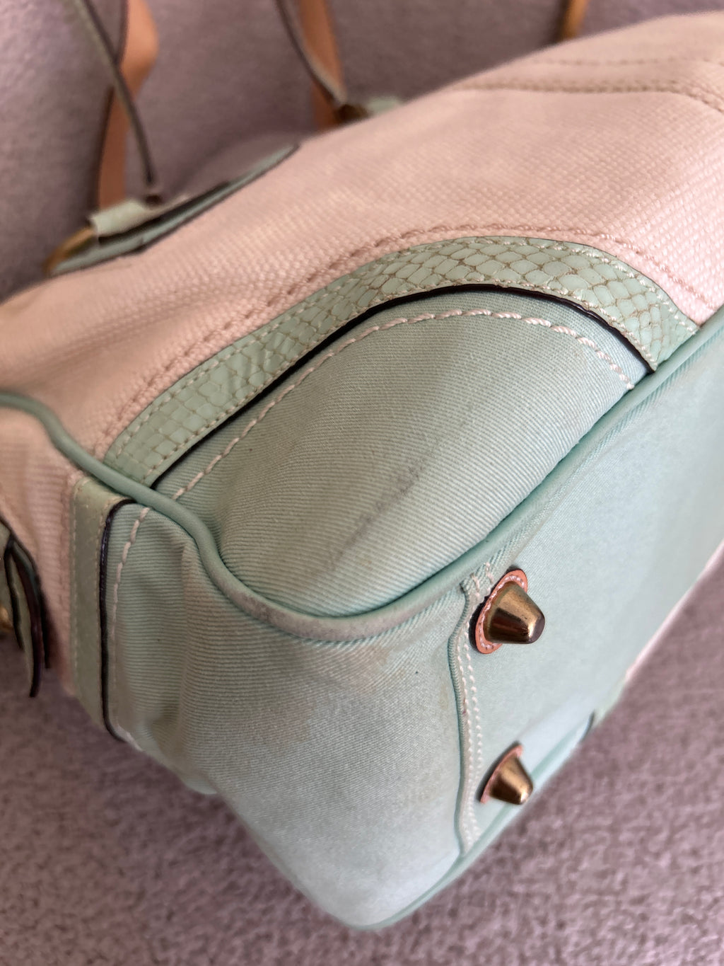 Vintage Coach cream and light blue shoulder bag