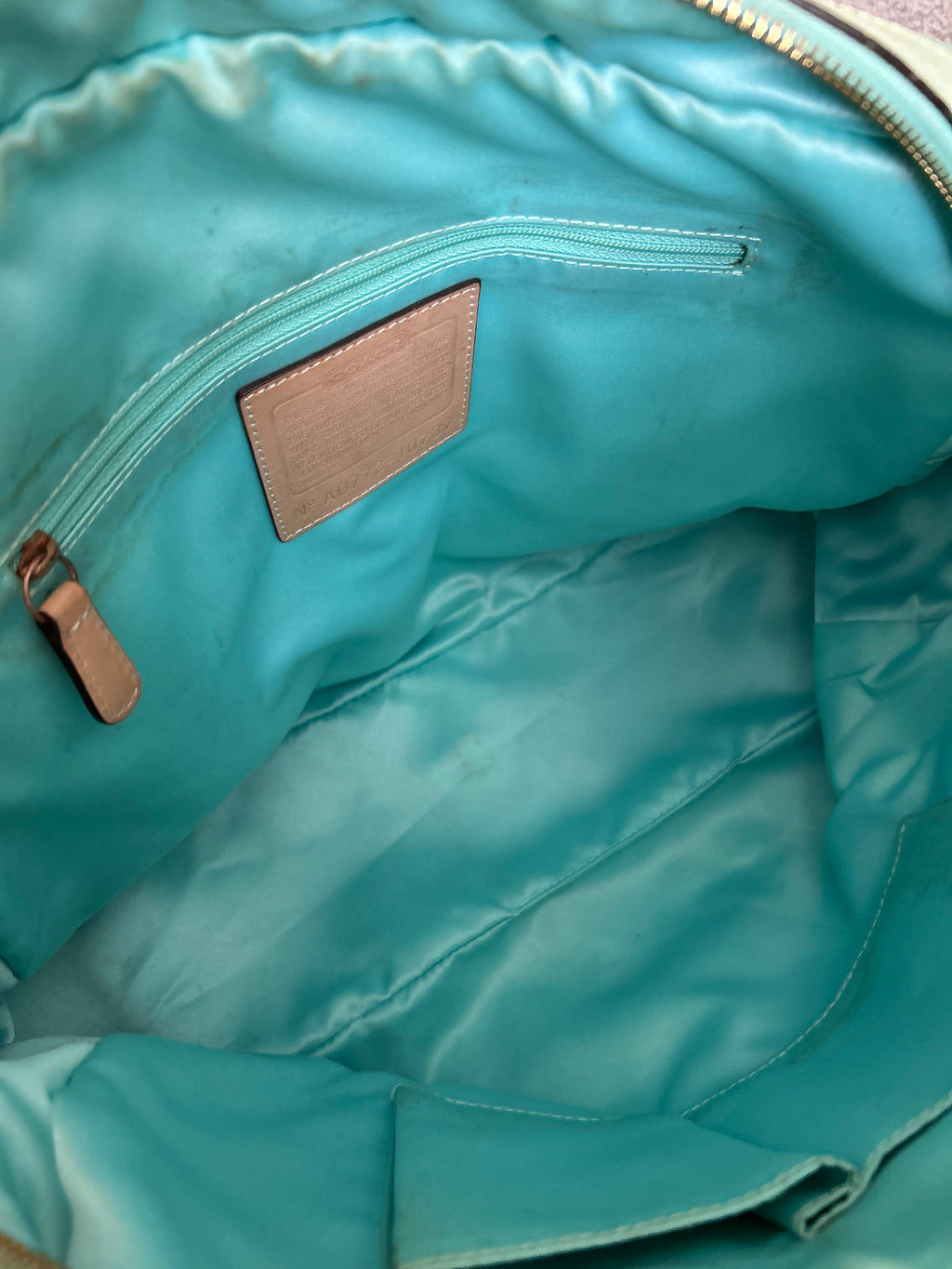 Vintage Coach cream and light blue shoulder bag