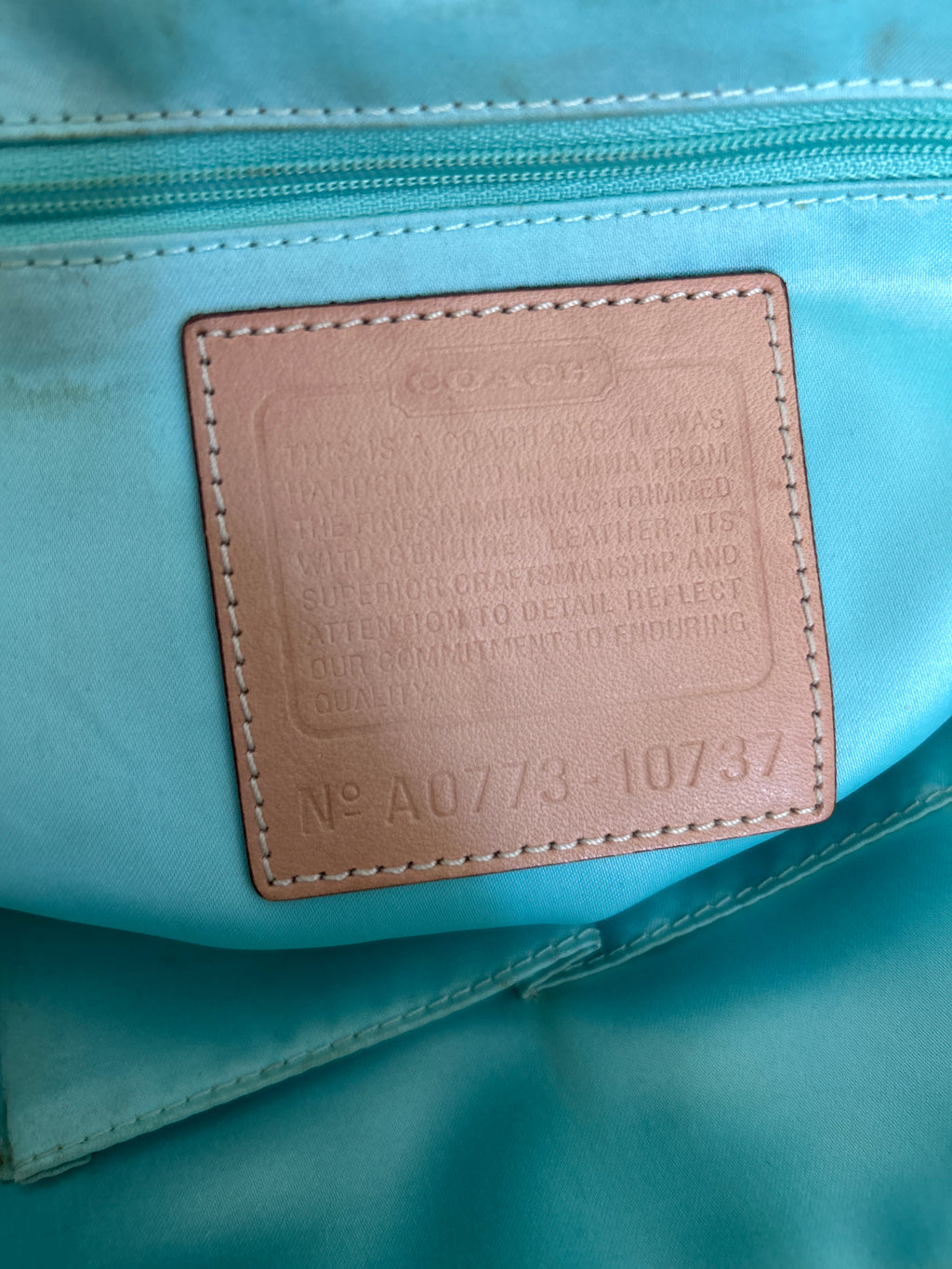 Vintage Coach cream and light blue shoulder bag