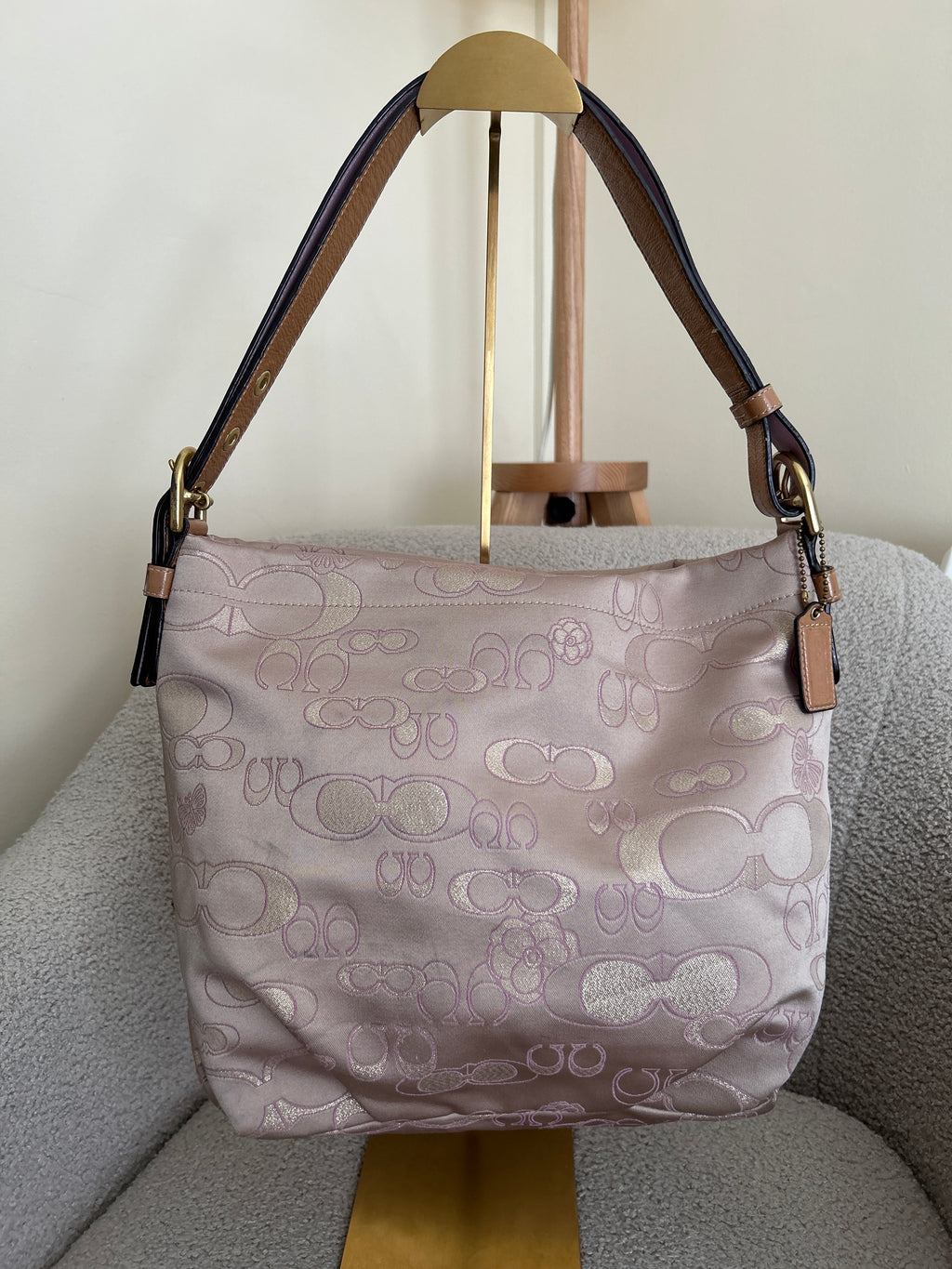 Vintage Coach lilac shoulder bag