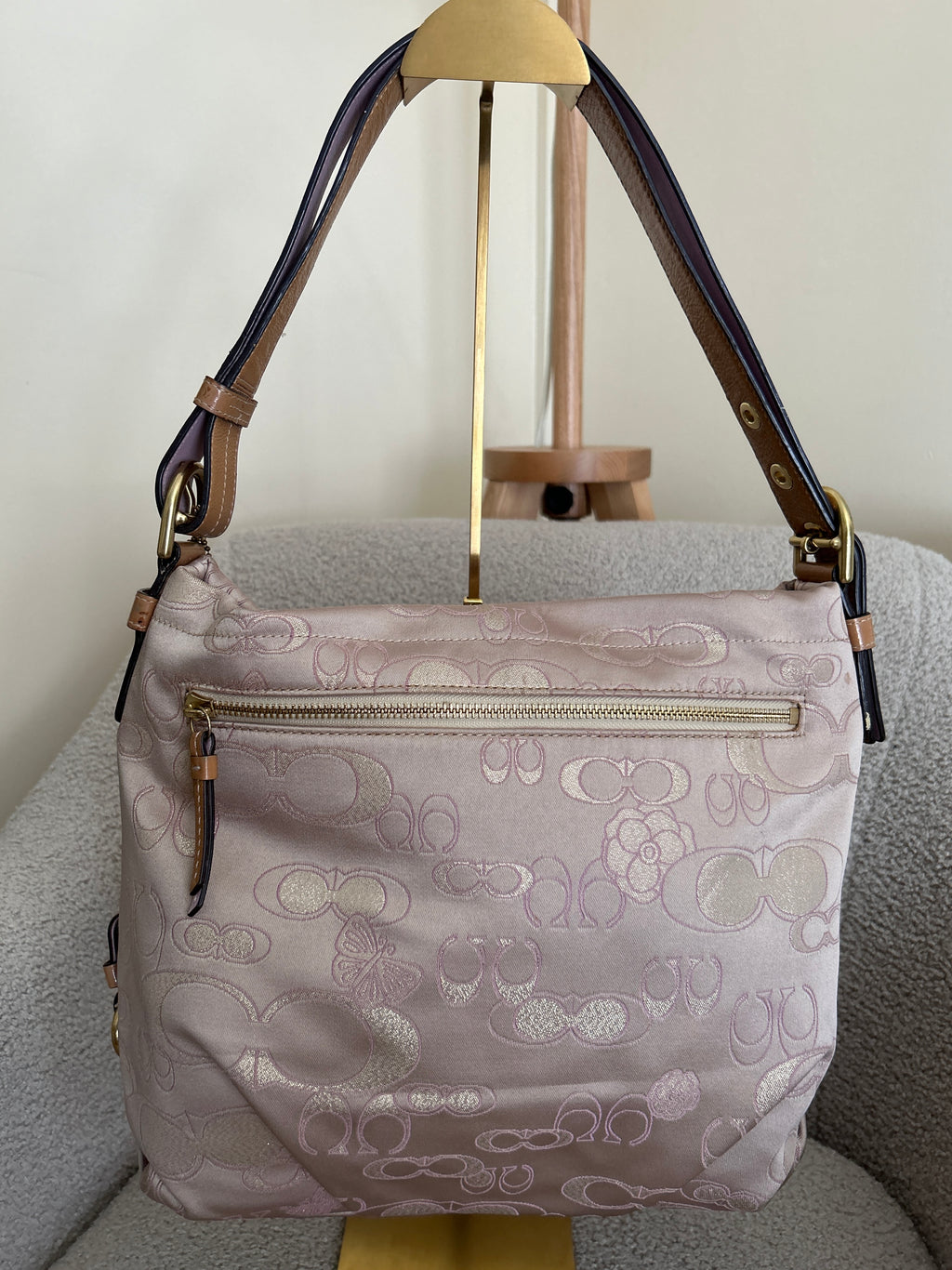 Vintage Coach lilac shoulder bag